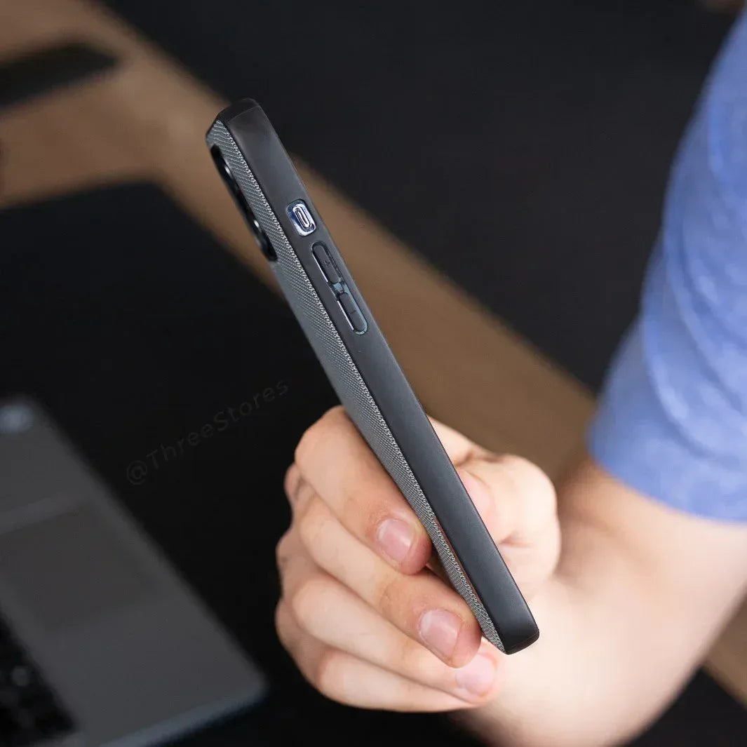 Fino Dux Ducis Fabric Case iPhone 11 Pro - Three