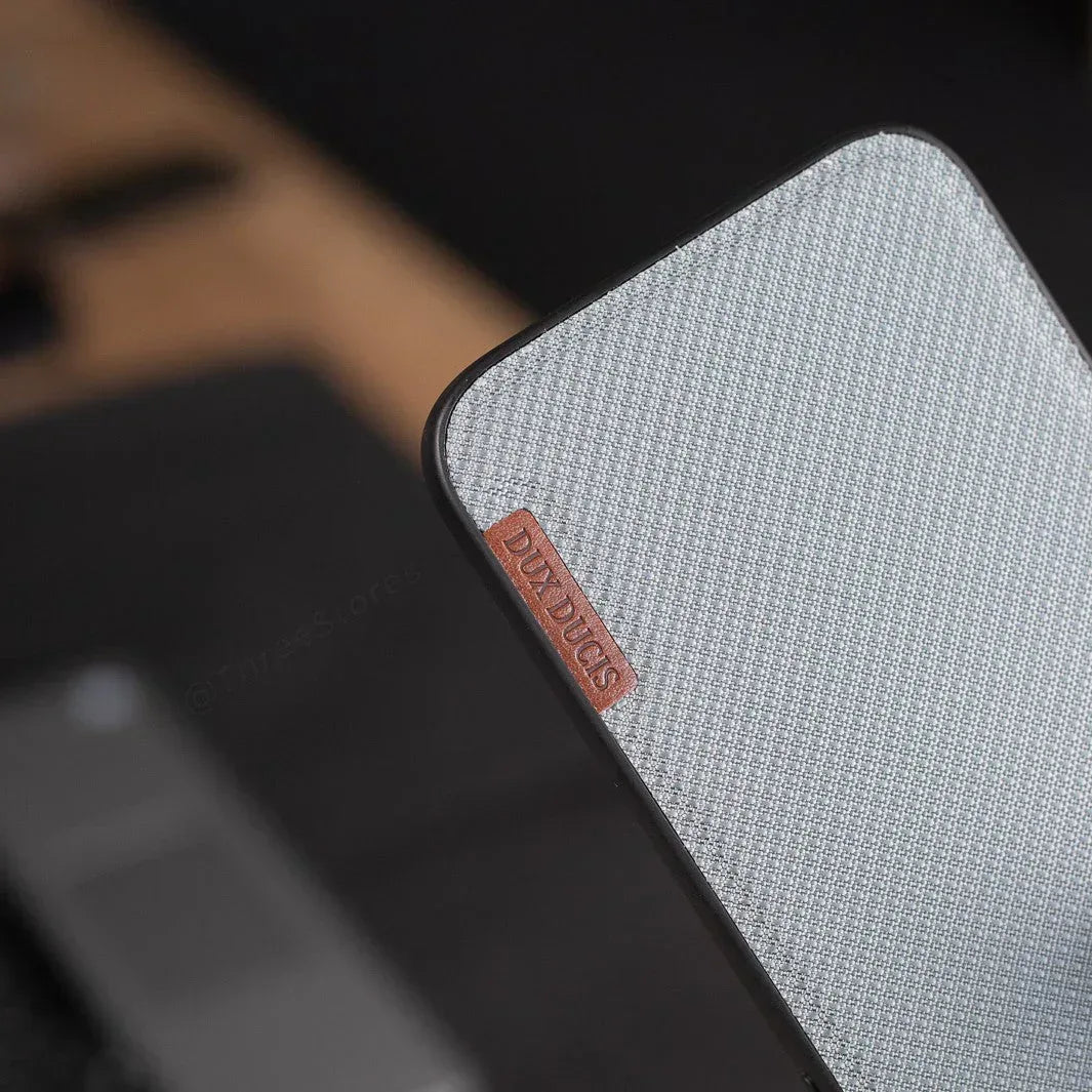 Fino Dux Ducis Fabric Case iPhone 11 Pro - Three