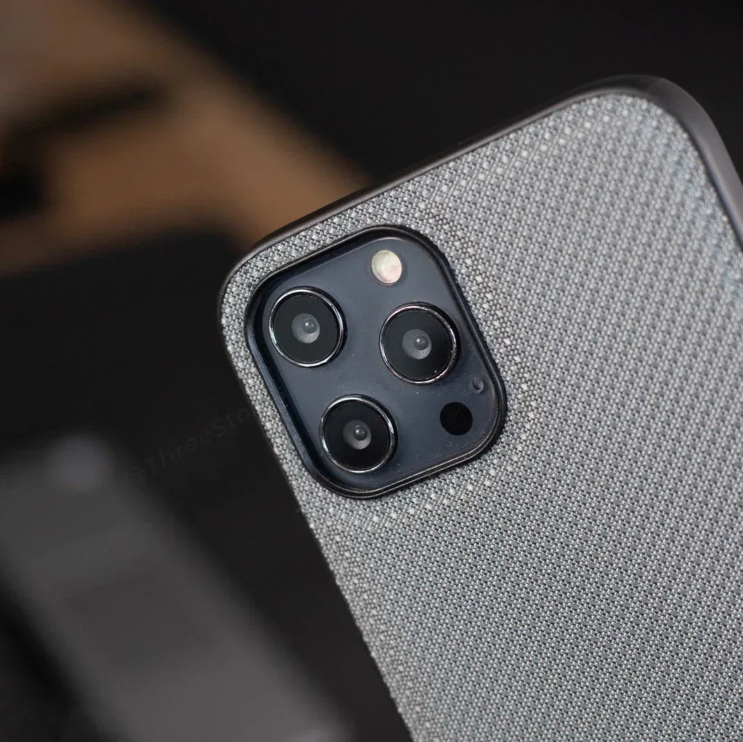 Fino Dux Ducis Fabric Case iPhone 11 Pro - Three