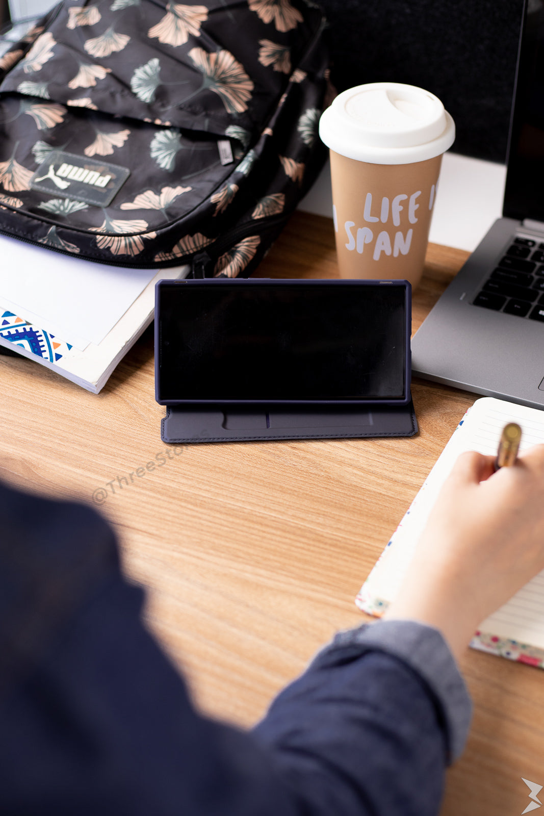 Dux Skin X Series Magnetic Flip Case Samsung A52