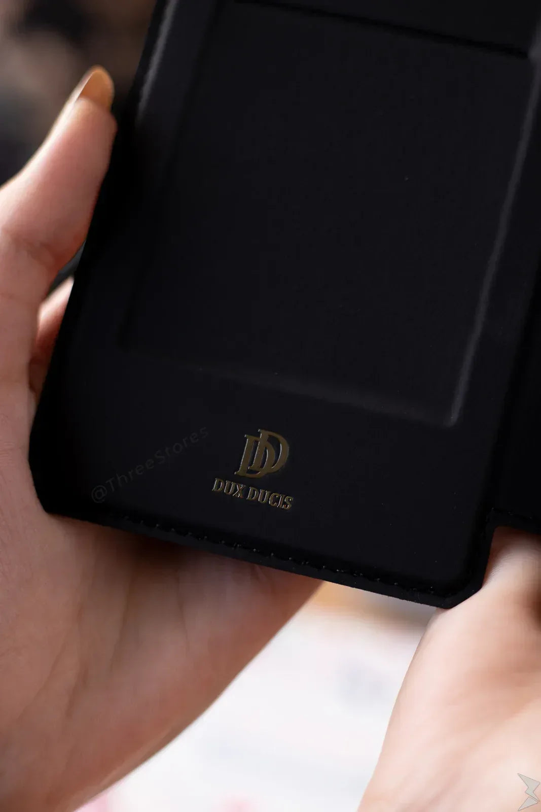 Dux Skin X Series Magnetic Flip Case Samsung A52 - Three