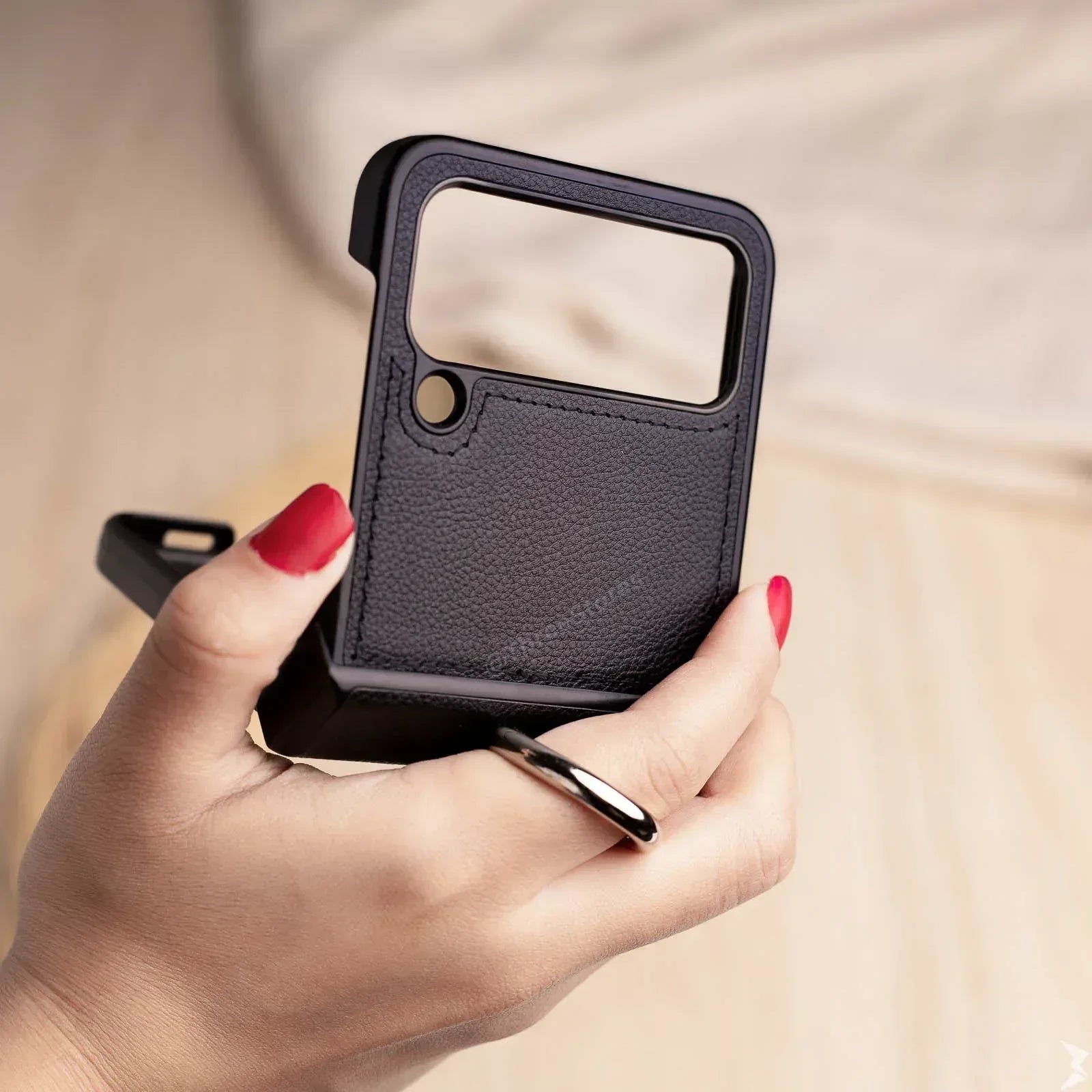 HDD Ring Leather Case Samsung Z Flip 4 - Three