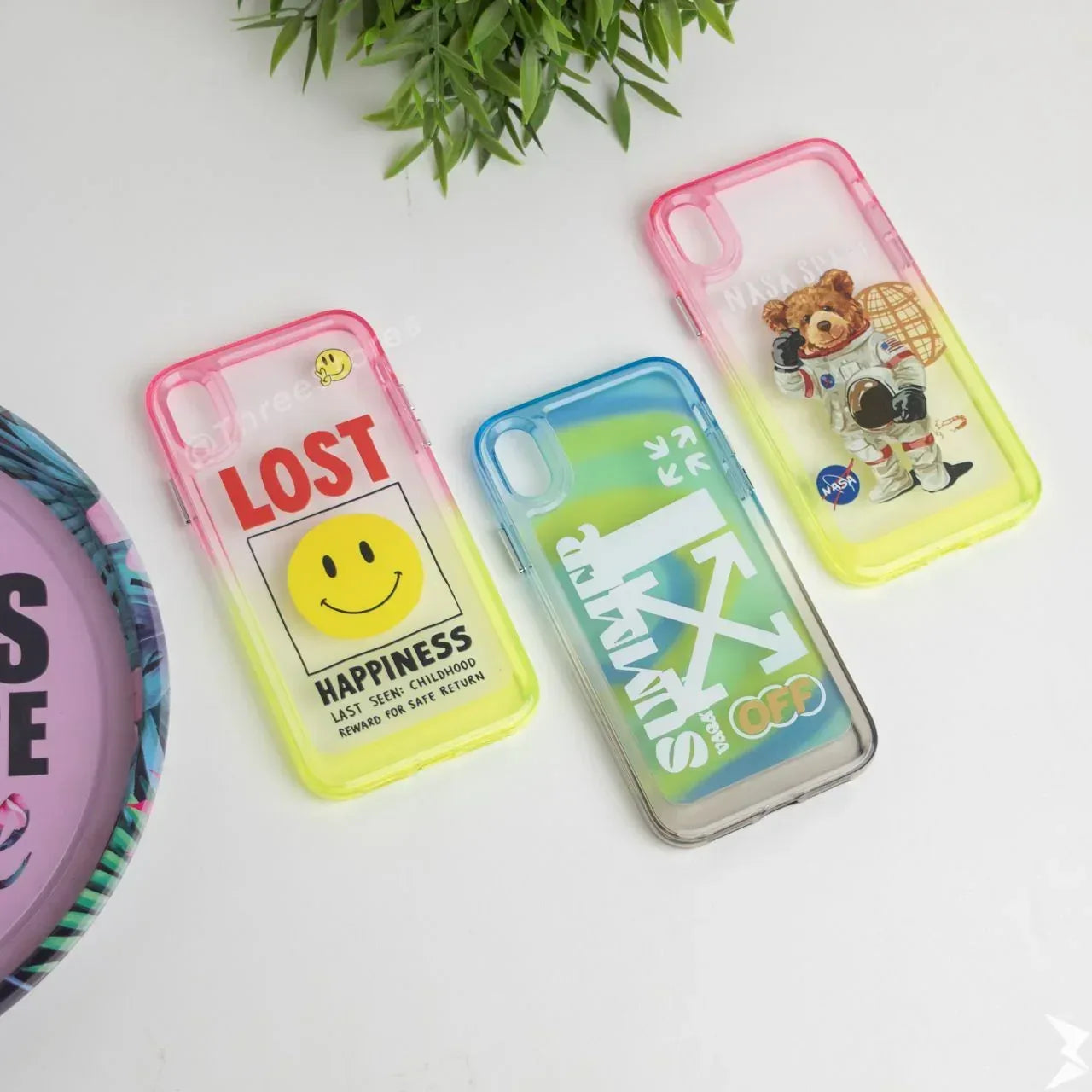 Q Series Pinacolada Case iPhone XR - Three