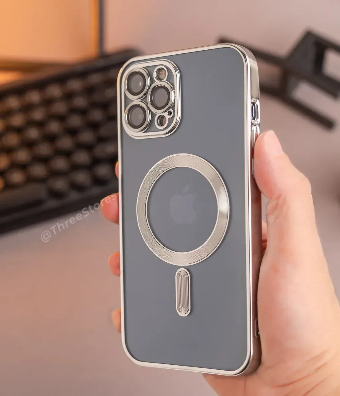 Glossy Magsafe Camera Protection Case iPhone 15 Pro - Three