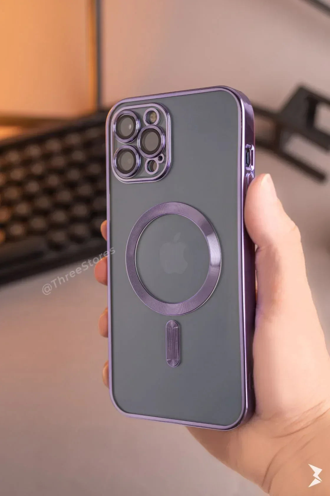 Glossy Magsafe Camera Protection Case iPhone 15 Pro - Three