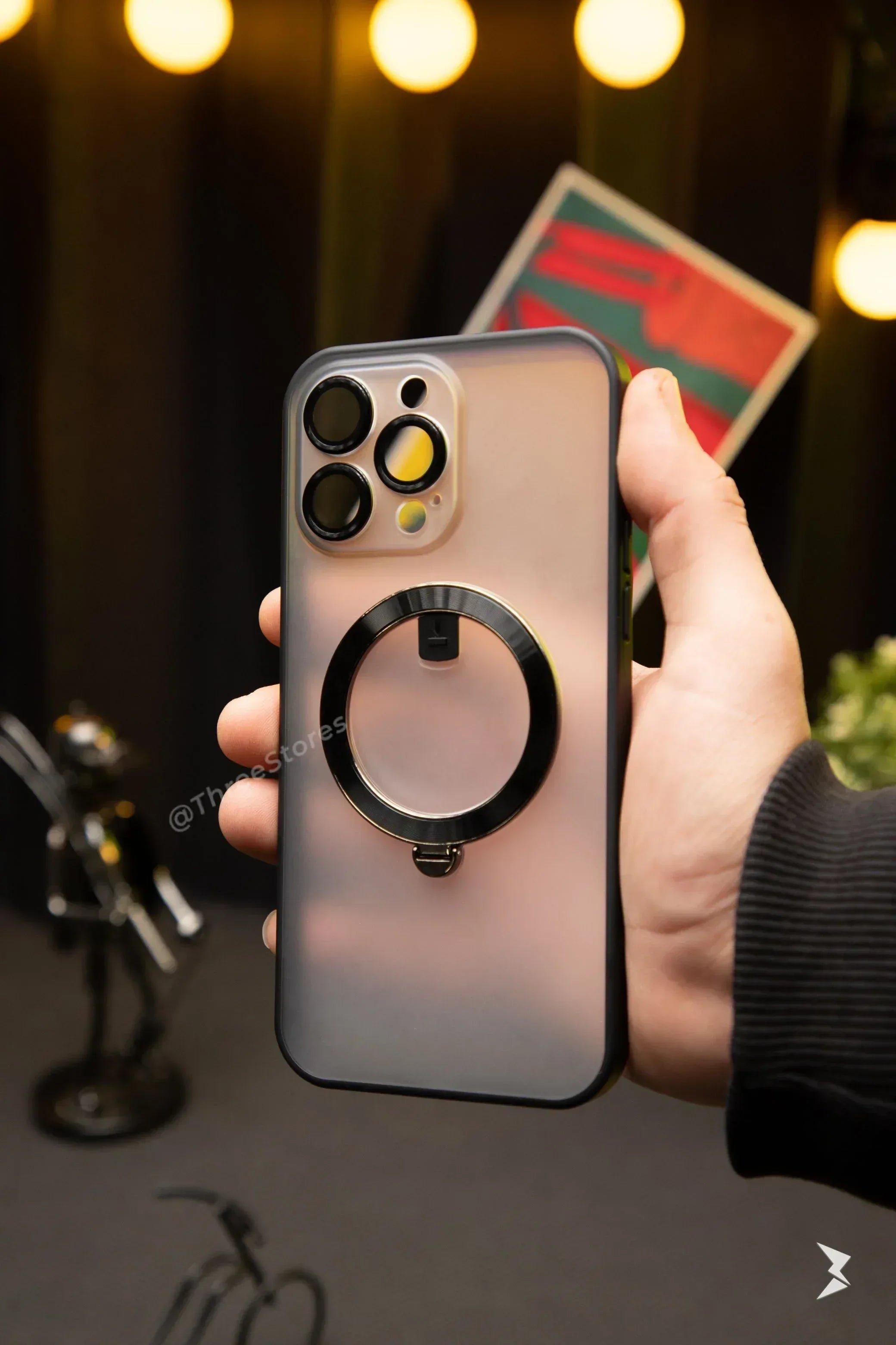 Recci Magnetic Holder Case iPhone 14 Pro Max - Three