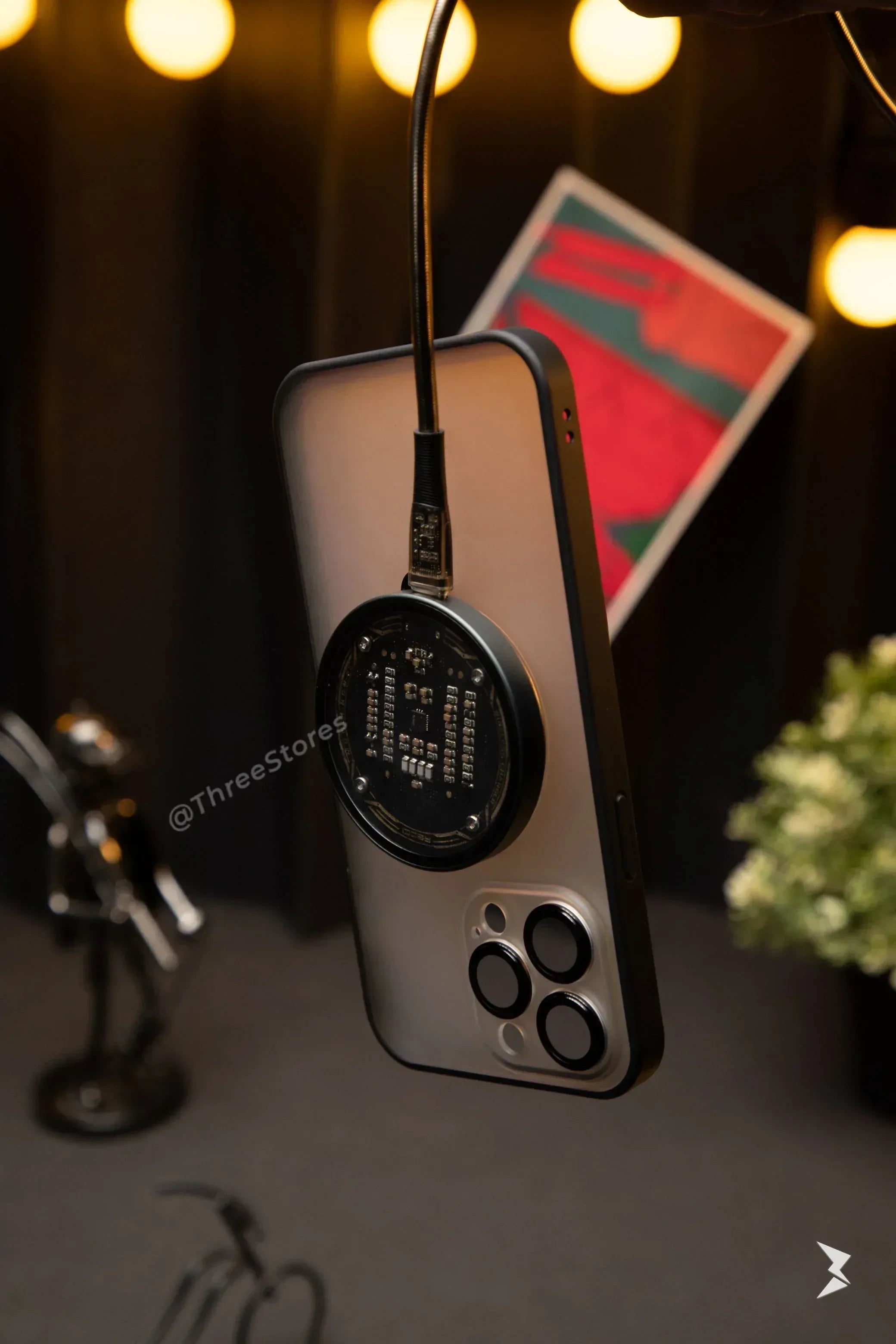 Recci Magnetic Holder Case iPhone 14 Pro Max - Three