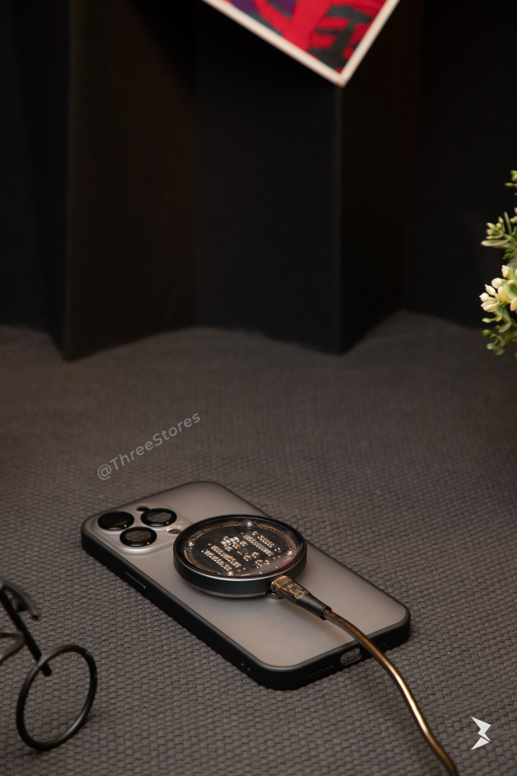 Recci Magnetic Holder Case iPhone 14 Pro Max