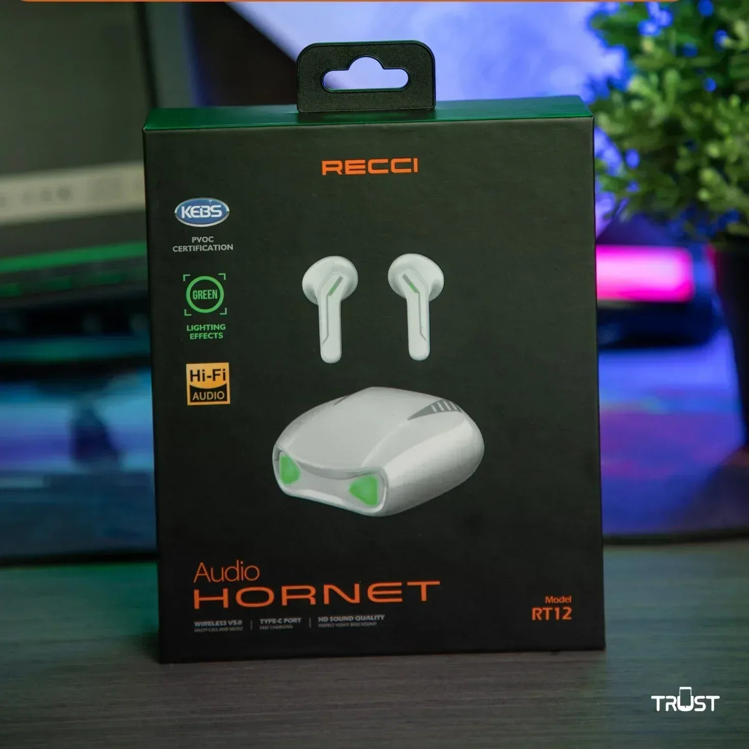 Recci Audio Hornet Wireless Earphone RT12 - Three