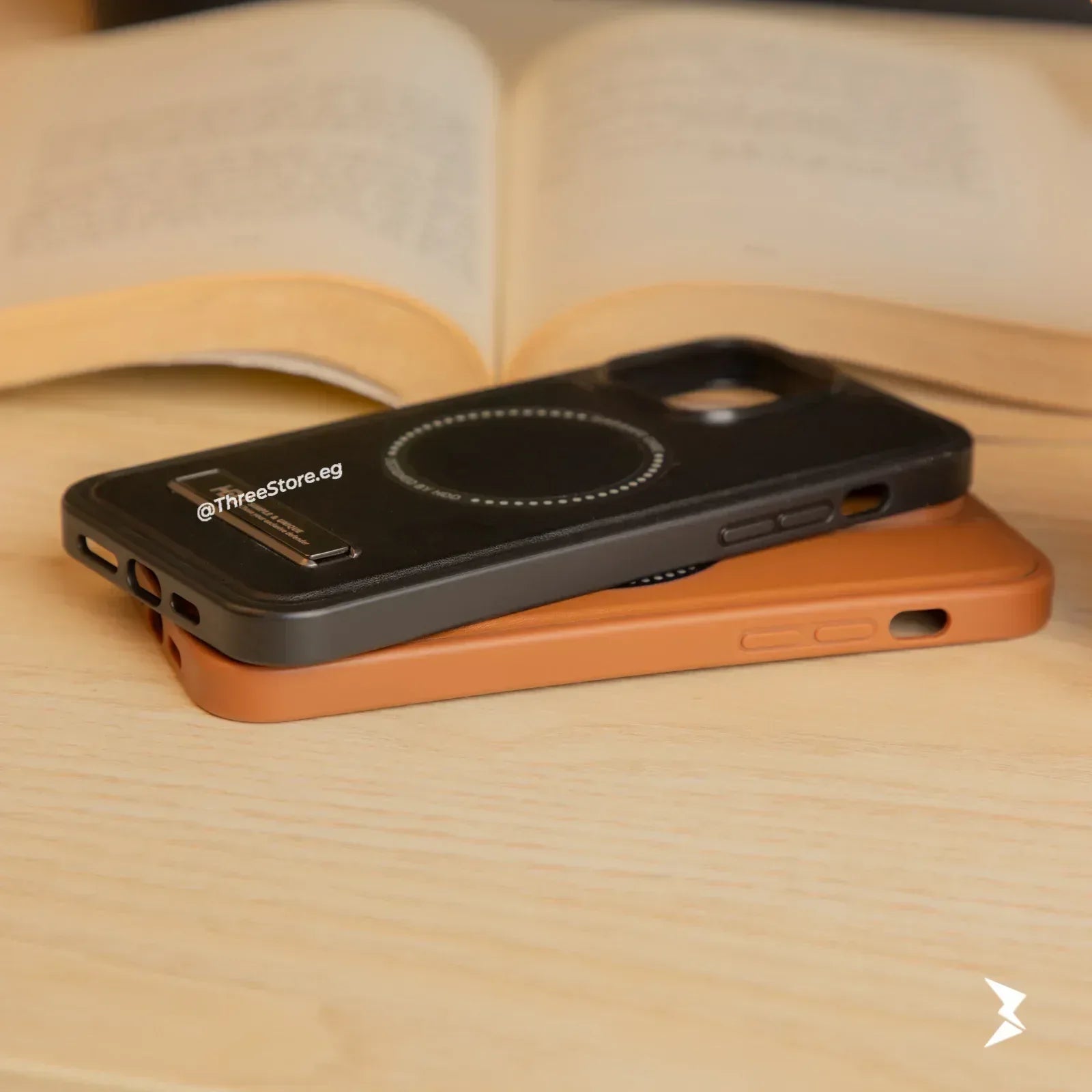 HDD Holder Stand Magsafe Case iPhone 13 Pro Max - Three