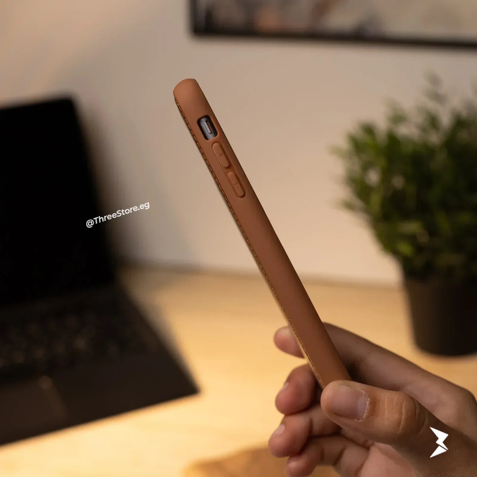 HDD Leather Case iPhone 11 - Three