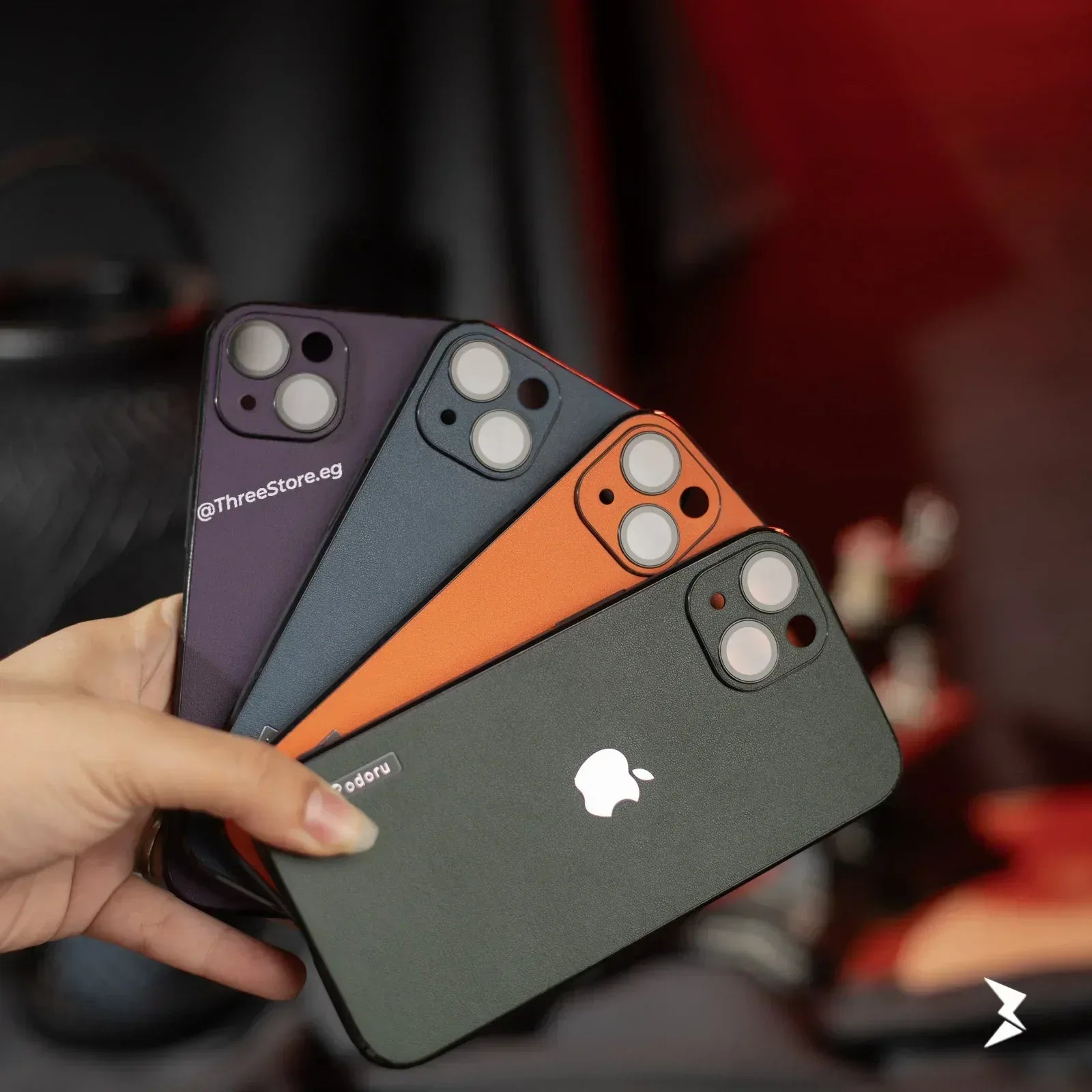 Podoru ShockProof Leather Case iPhone 13 - Three