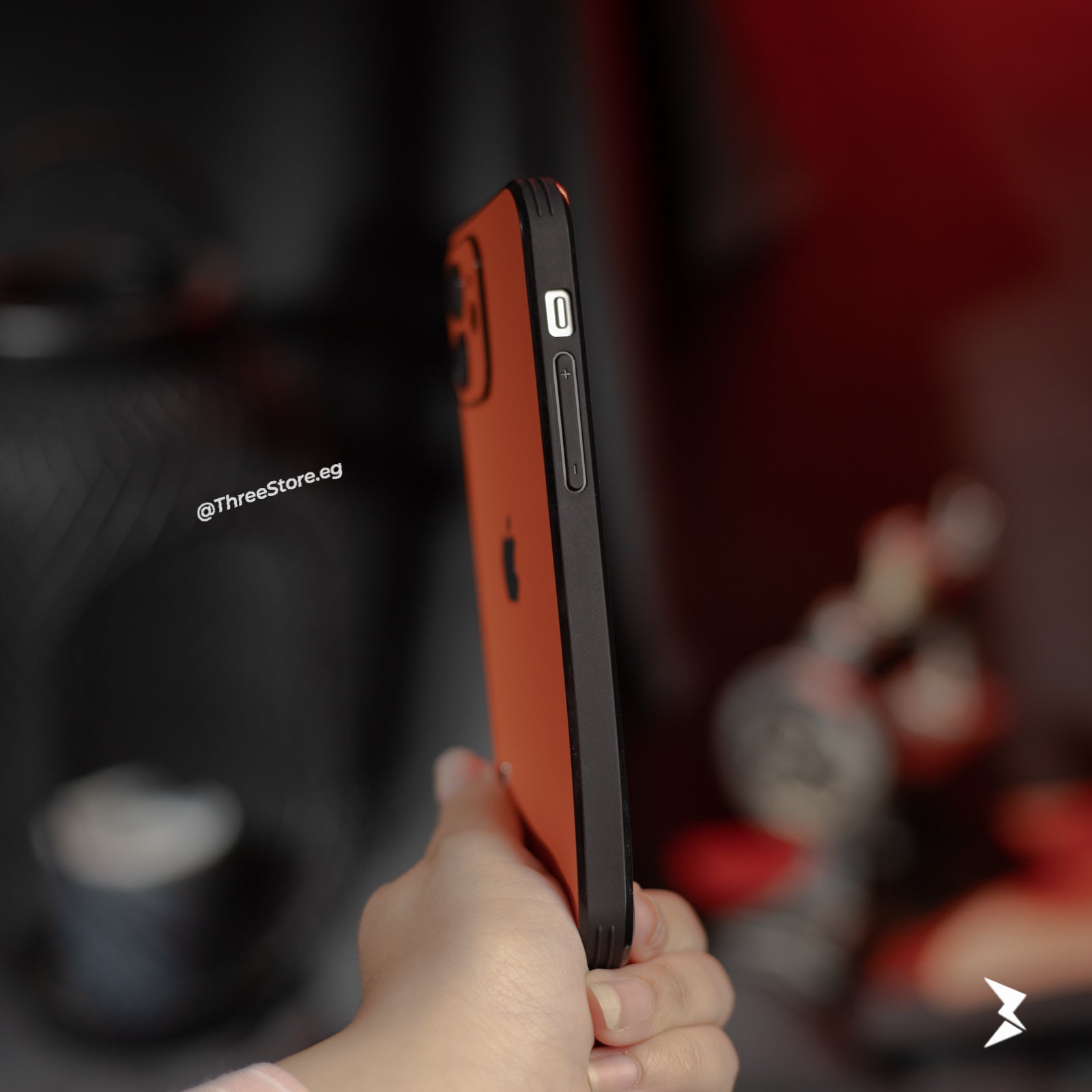 Podoru ShockProof Leather Case iPhone 13