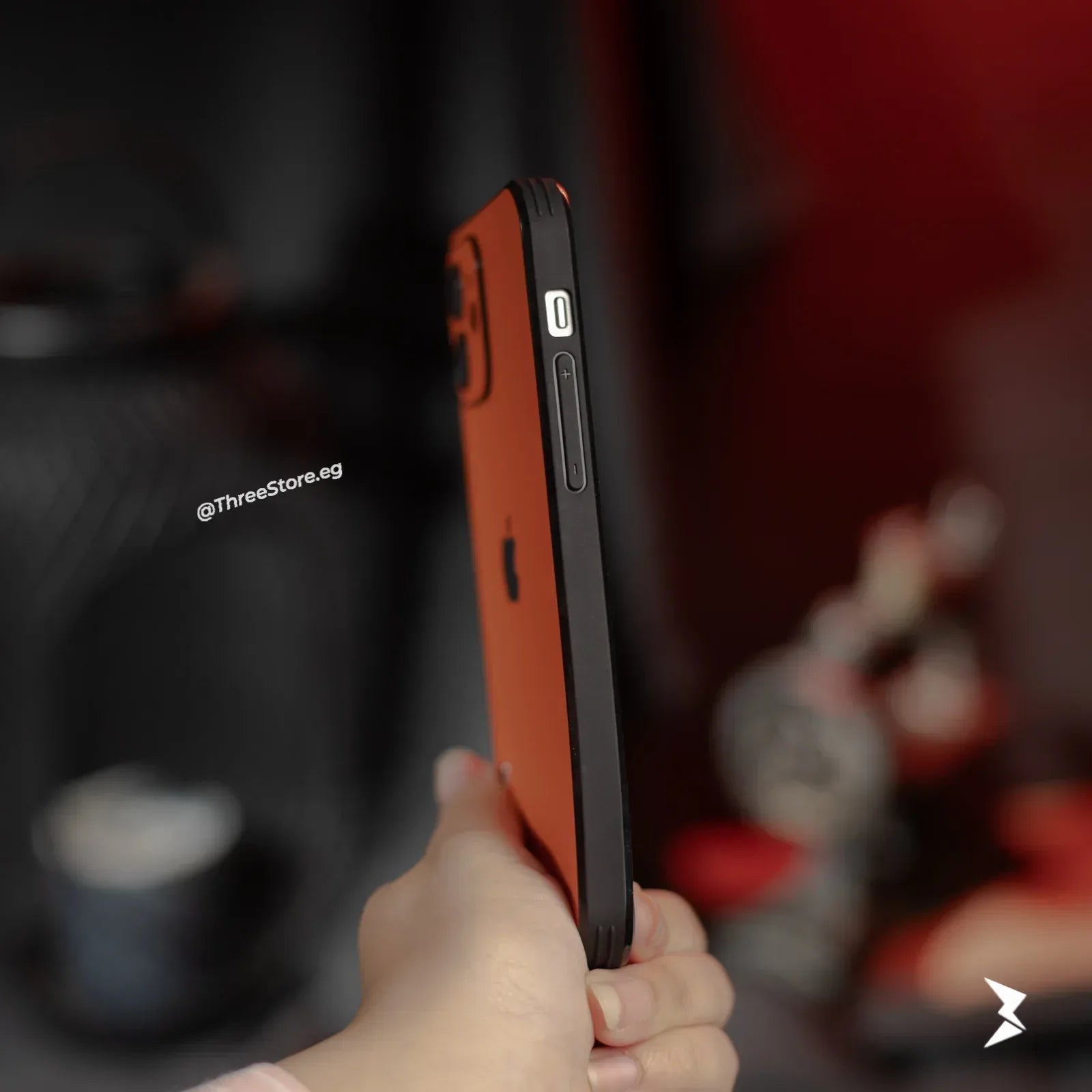 Podoru ShockProof Leather Case iPhone 13 - Three