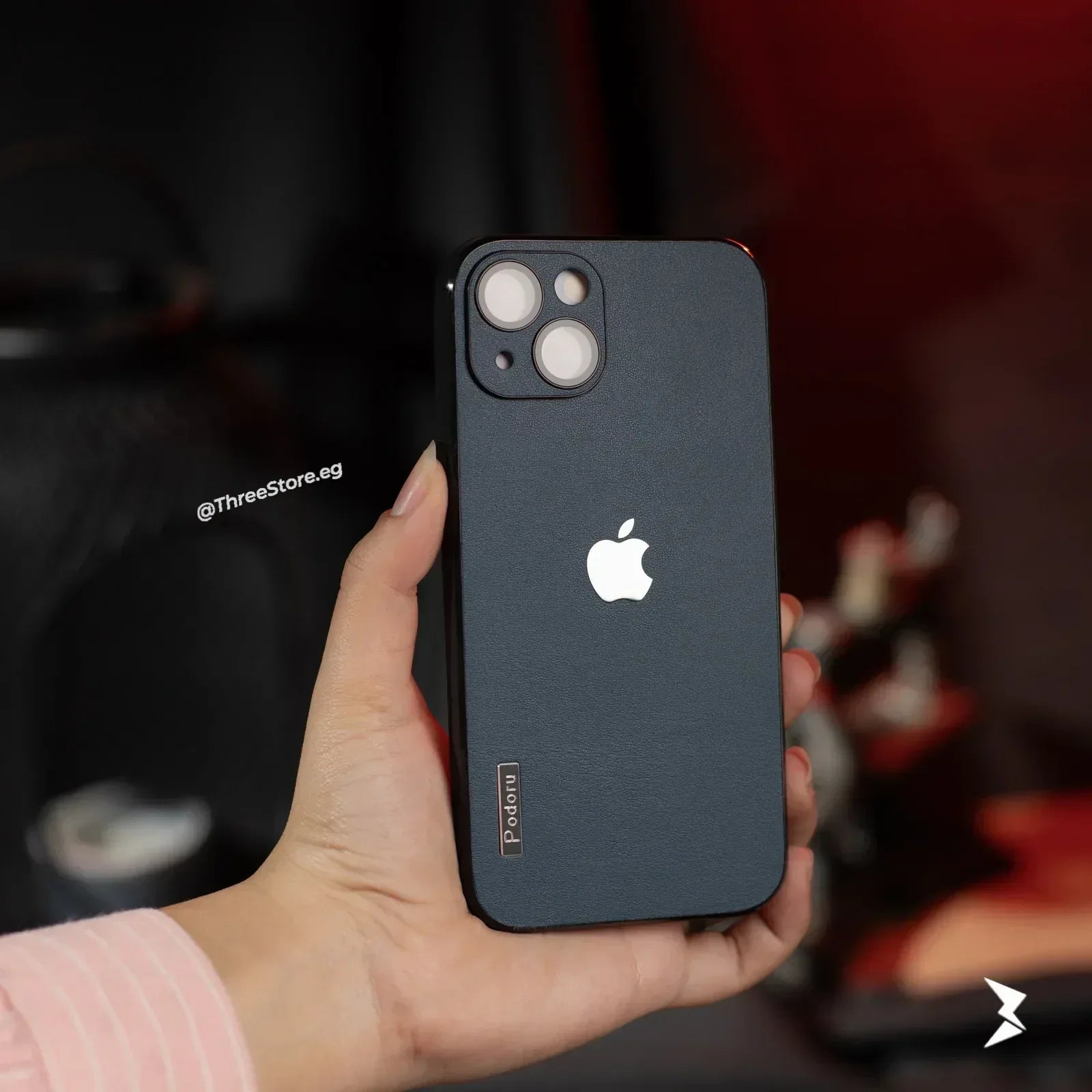 Podoru ShockProof Leather Case iPhone 13 - Three