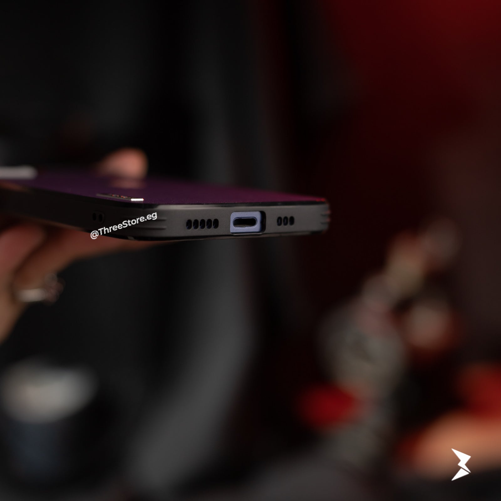 Podoru ShockProof Leather Case iPhone 13