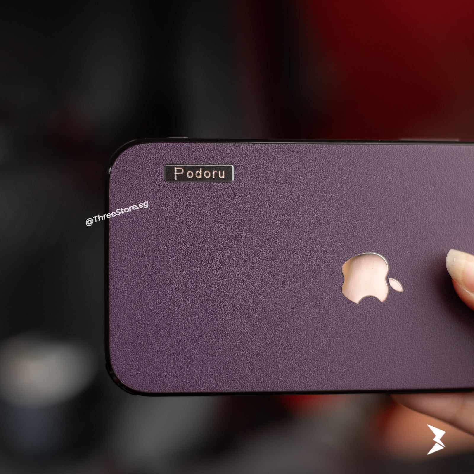 Podoru ShockProof Leather Case iPhone 13