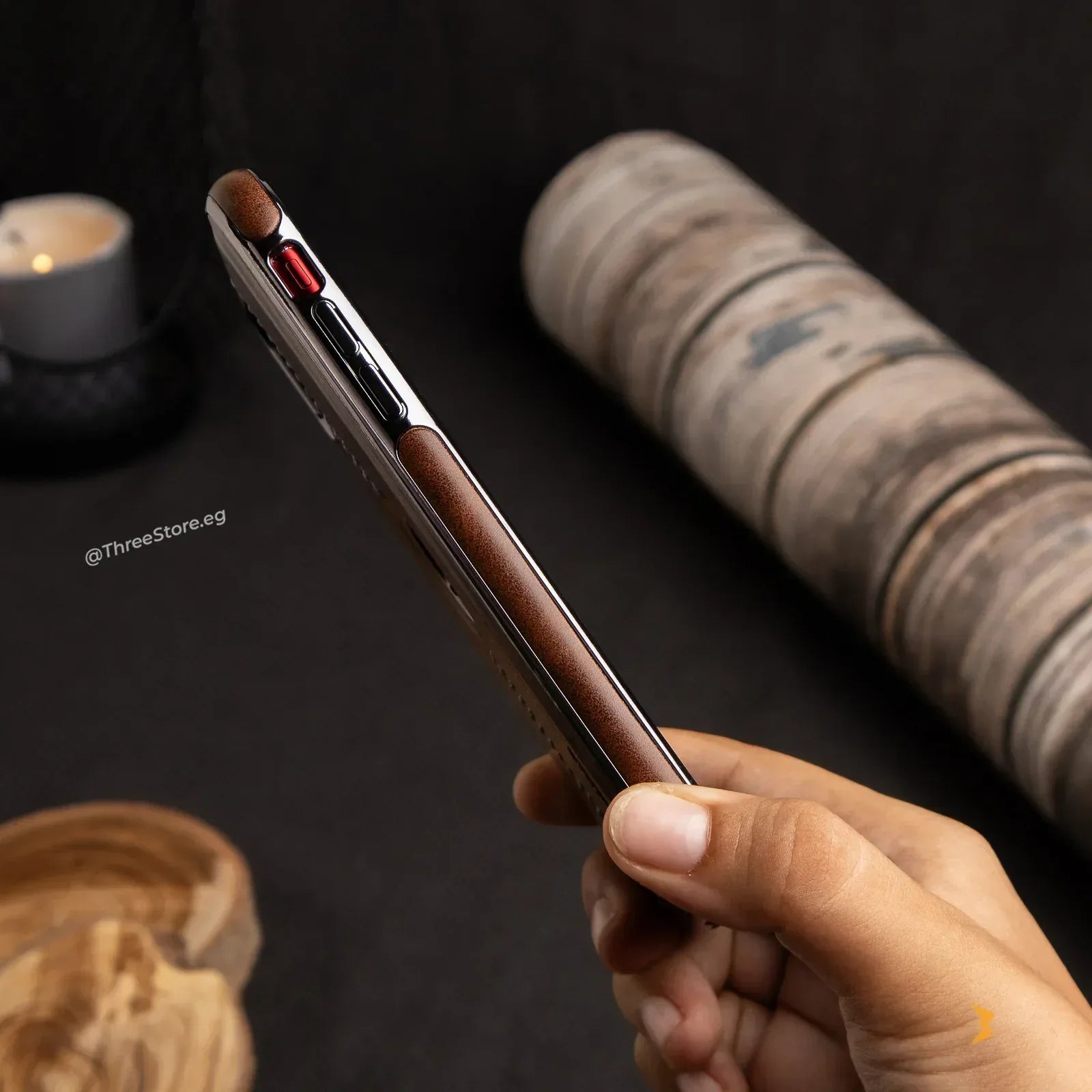 Puloka Superb Leather Case iPhone 11 - Three