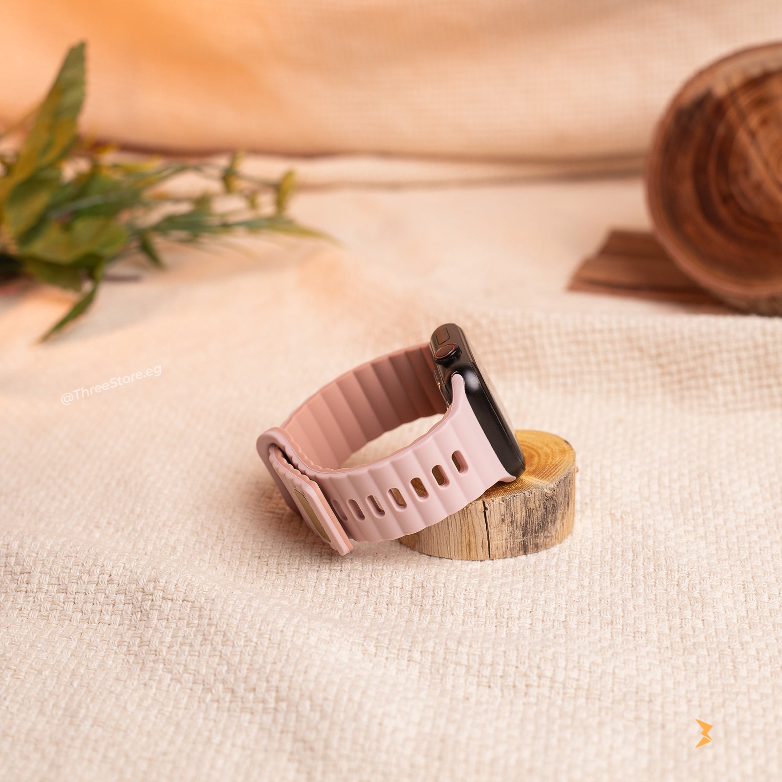 Gear4 Universal Sport Classic Band For Apple Watch