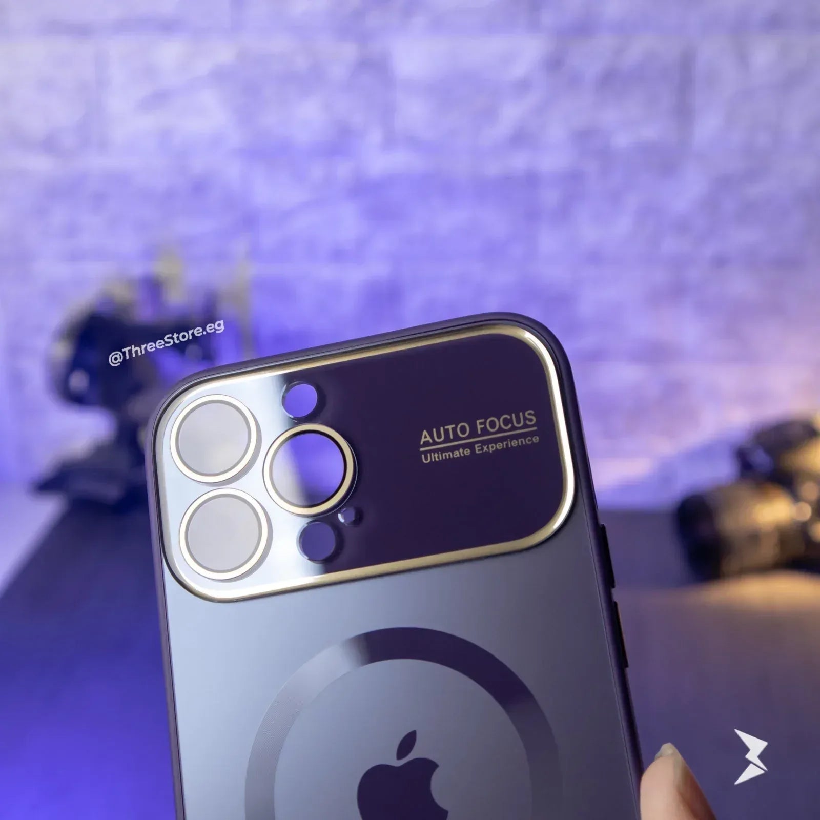 Crystal Window Magsafe Case iPhone 11 - Three