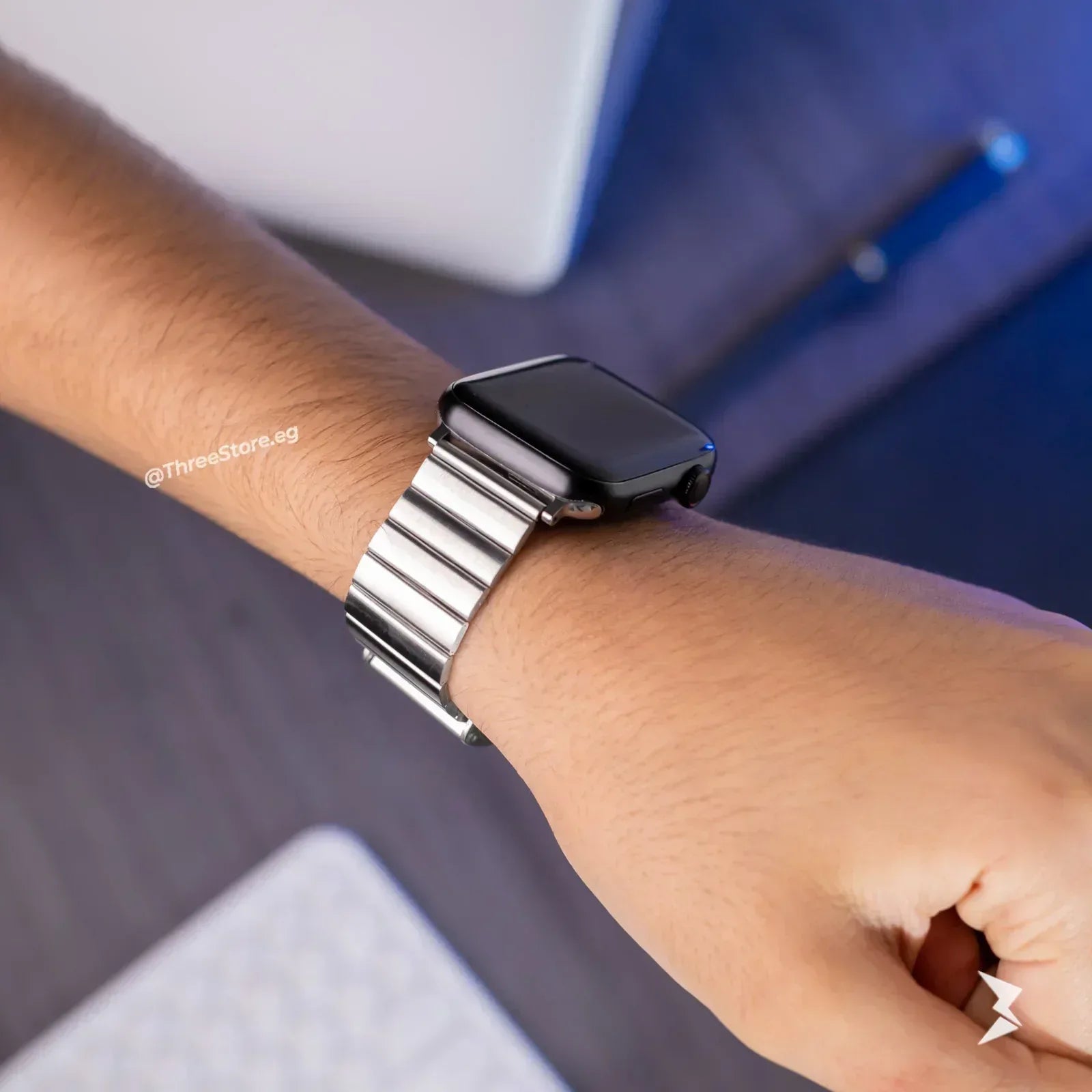 Spigen Metal Band For Apple Watch - Three