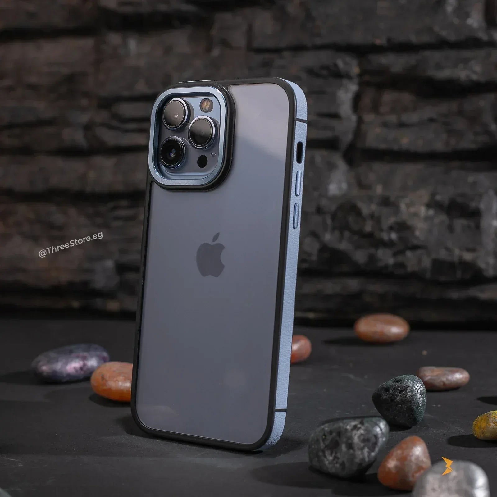 Desert Leather Frame Case iPhone 14 Pro - Three