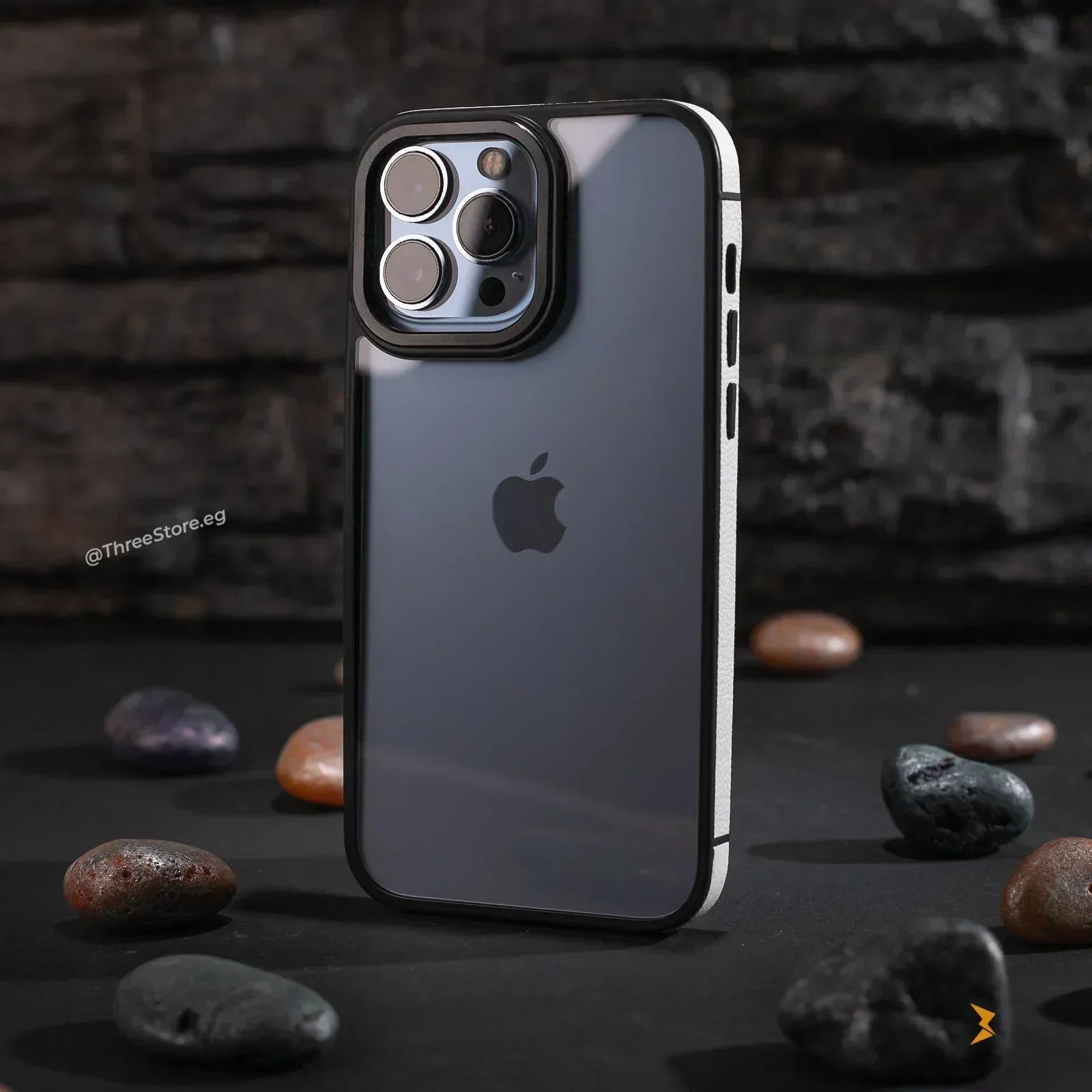 Desert Leather Frame Case iPhone 13 Pro Max - Three