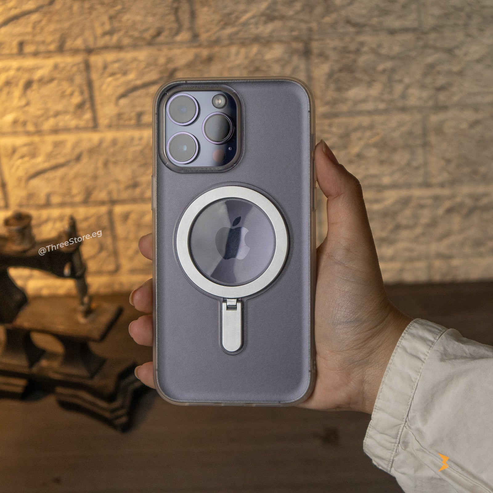 Lanex MagSafe Metal Stand Case iPhone 15 Pro Max