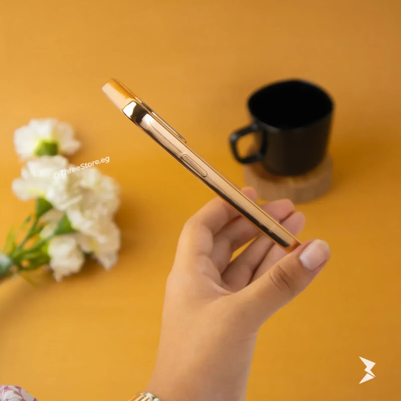 Large Window Transparent Case iPhone 11 Pro - Three