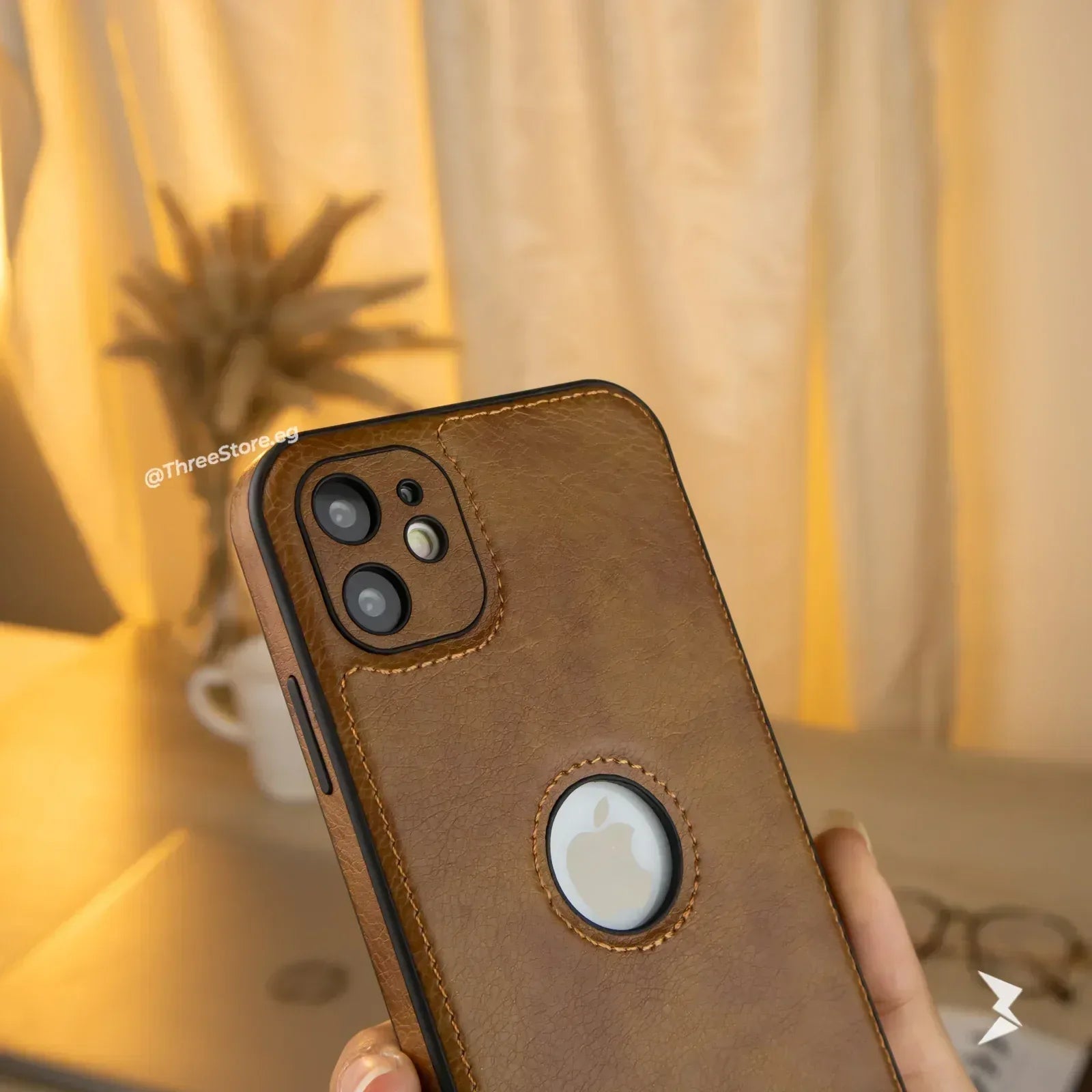 Prato Leather Case iPhone 11 - Three