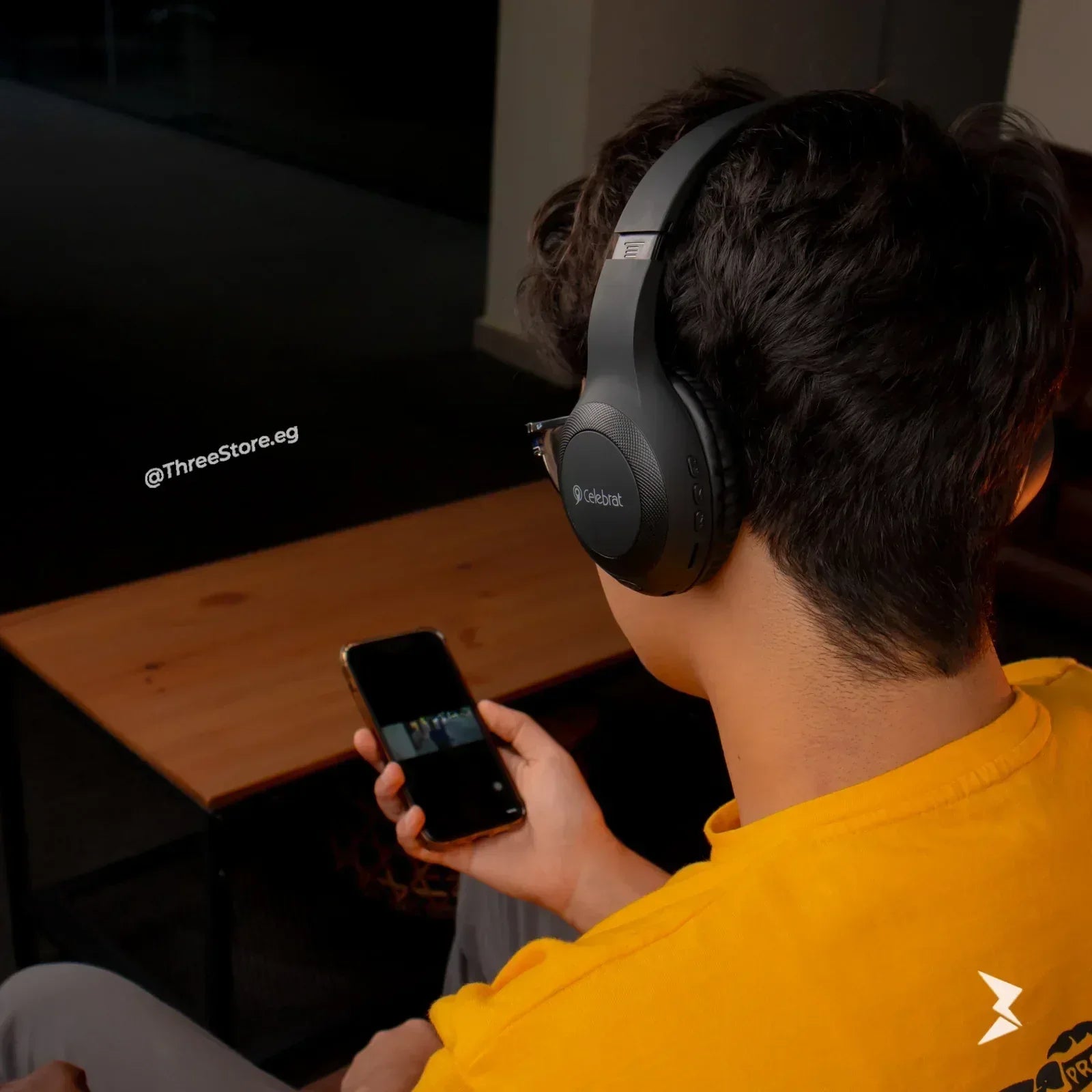 Celebrat Stereo Headphone A23 - Three