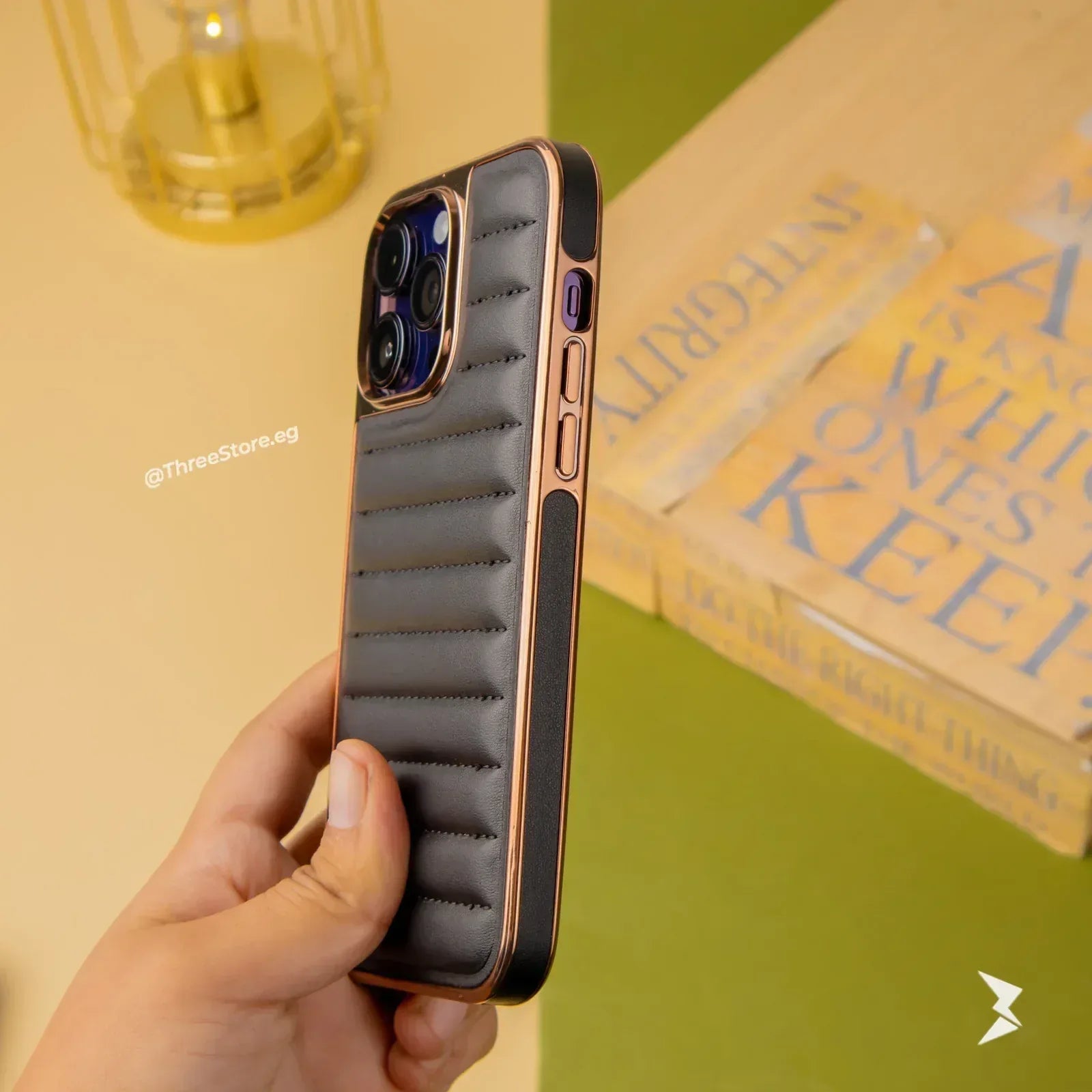 HDD Bomber Leather Case iPhone 11 Pro Max - Three