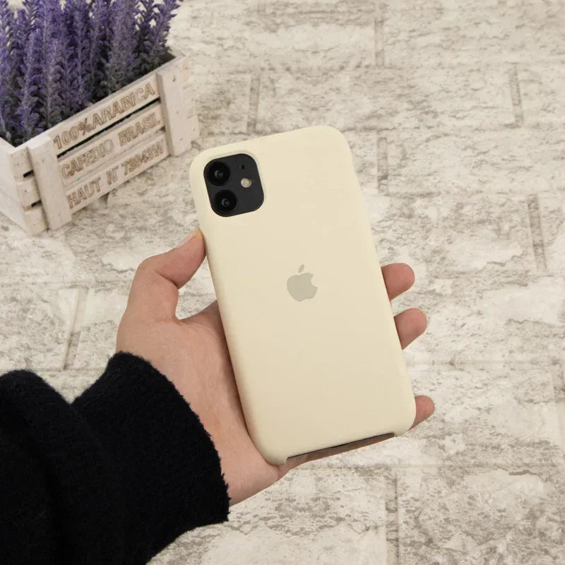 Silicone Case iPhone 11 - Three