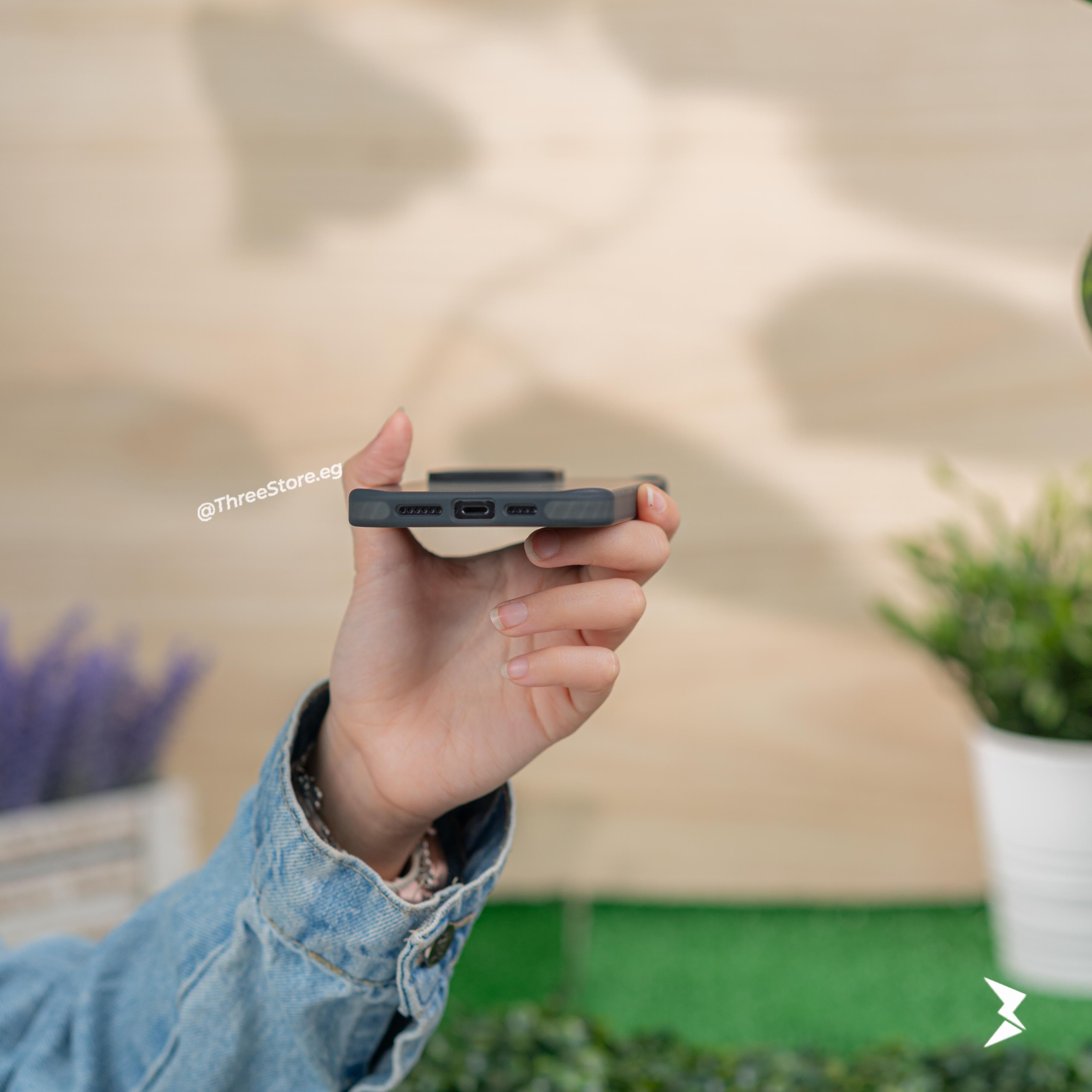 جراب iPhone 12 Pro Max الخاص بـ MinKing Blur Magsafe