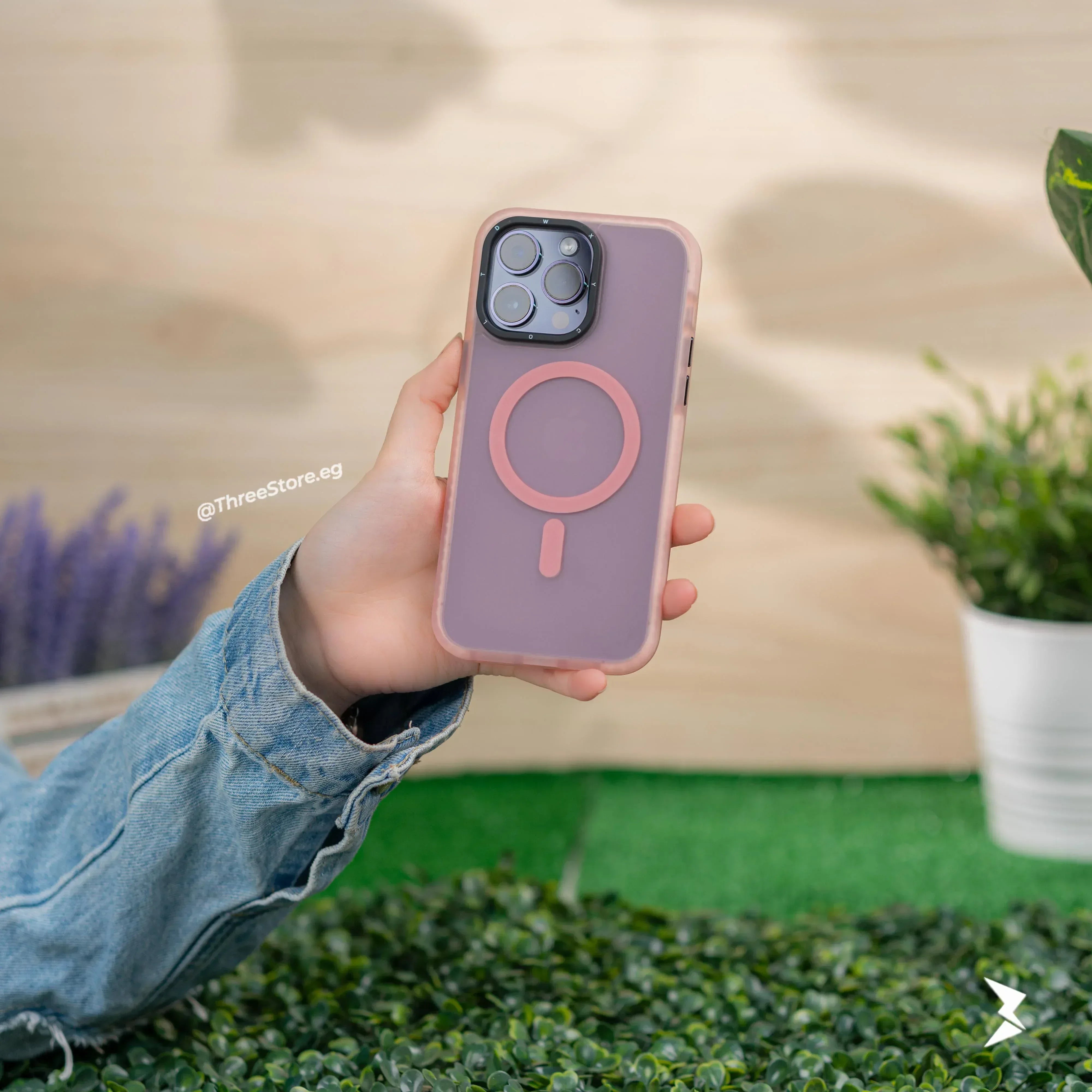 MinKing Blur Magsafe Case iPhone 12 Pro Max - Three