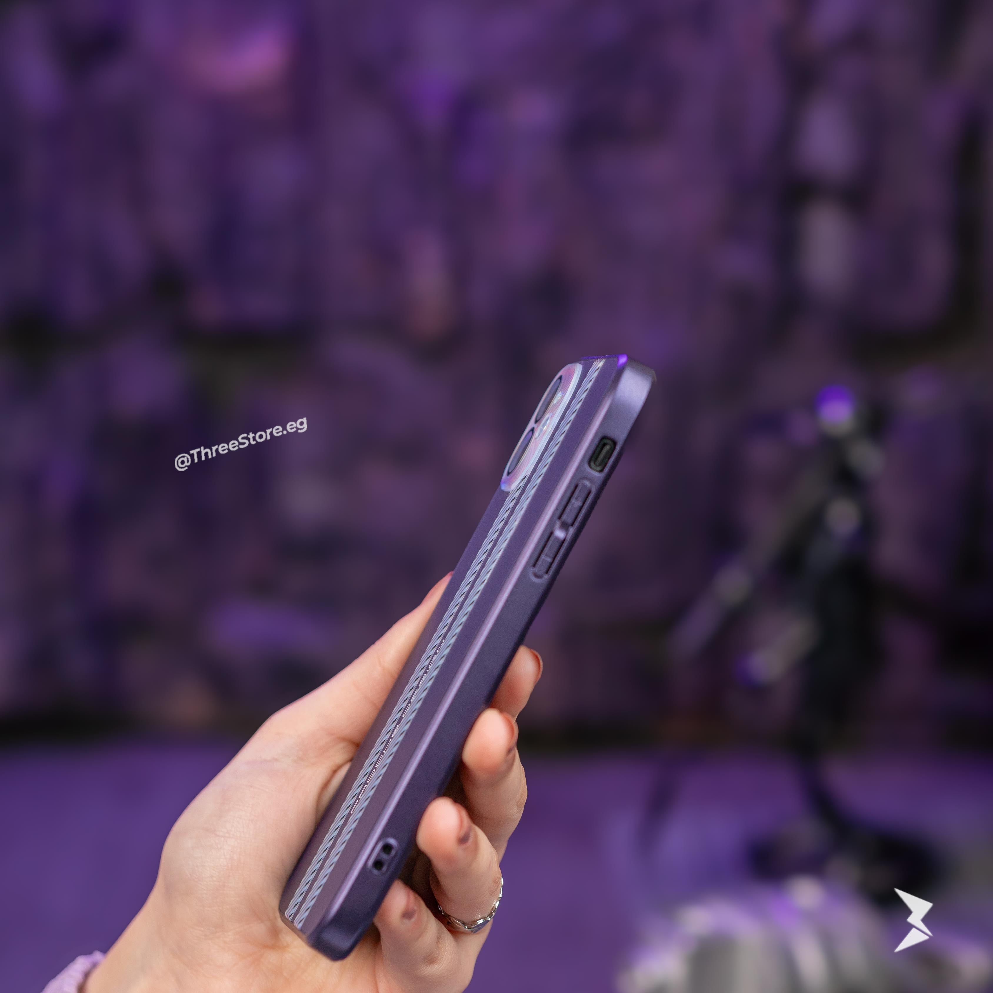 جراب بروش لهاتف iPhone 11، مصنوع من مواد بلاستيكية عالية الجودة