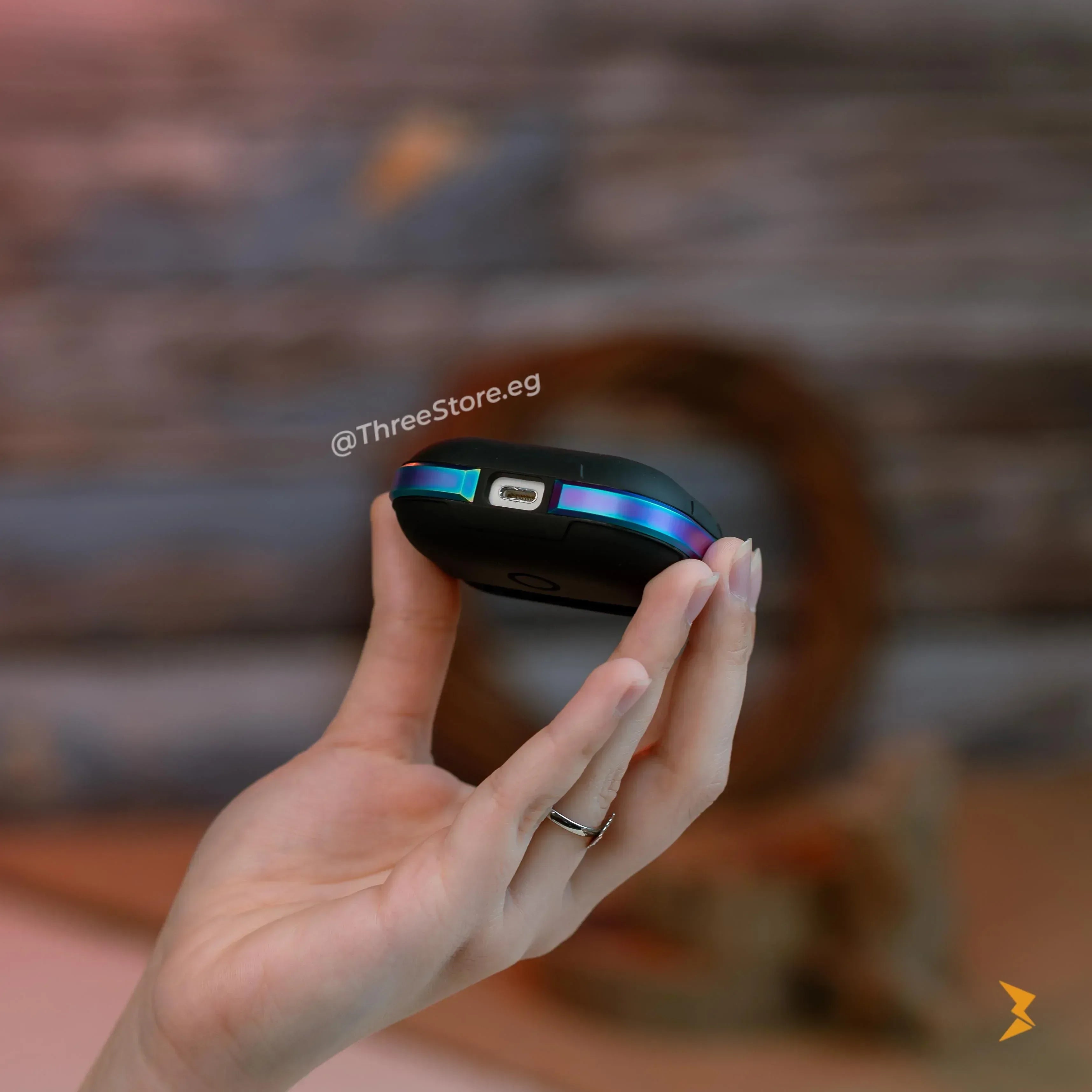 Gradient Frame Case For Airpods Pro - Three