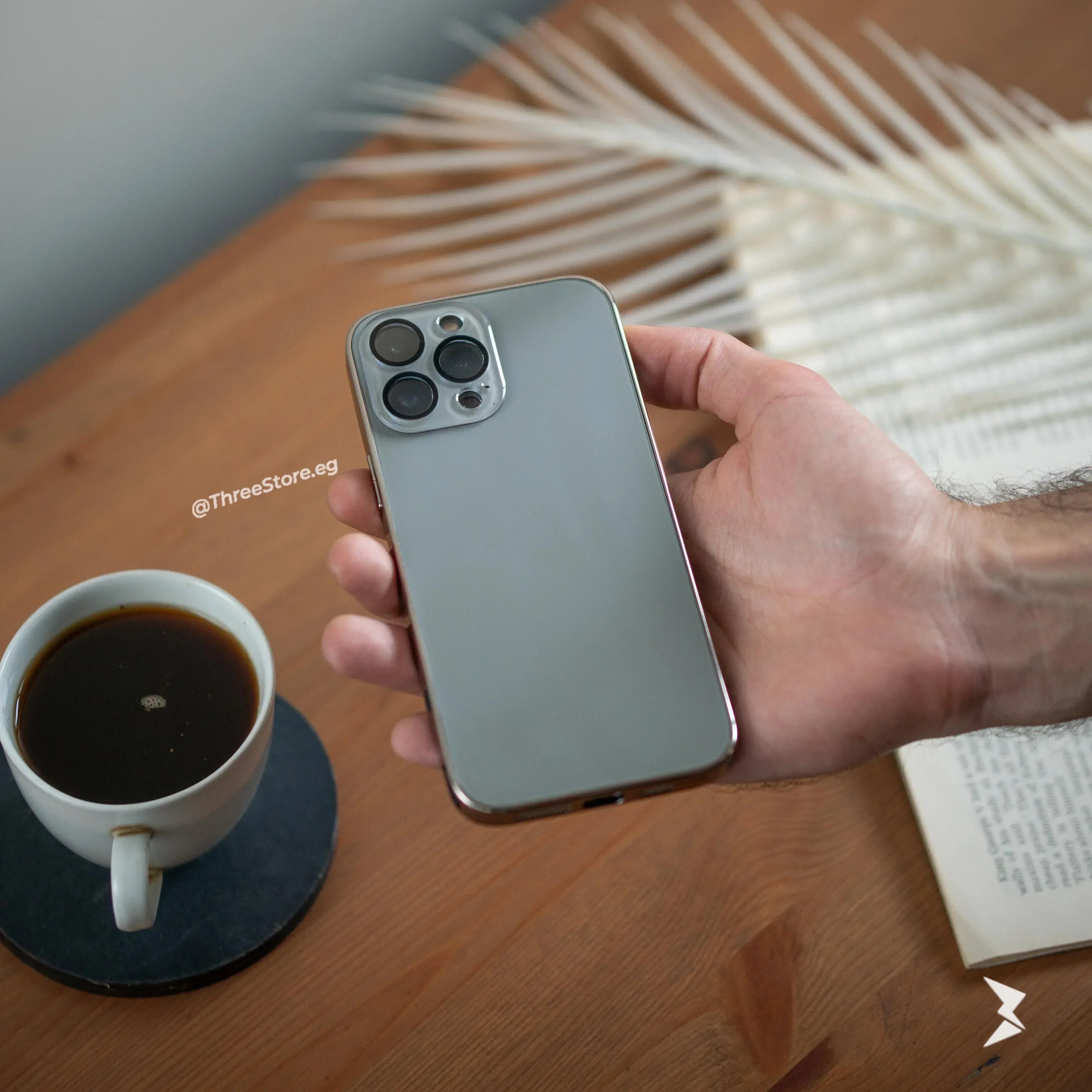 Astiya Basic Classy Tempered Glass Case iPhone 14 Pro - Three