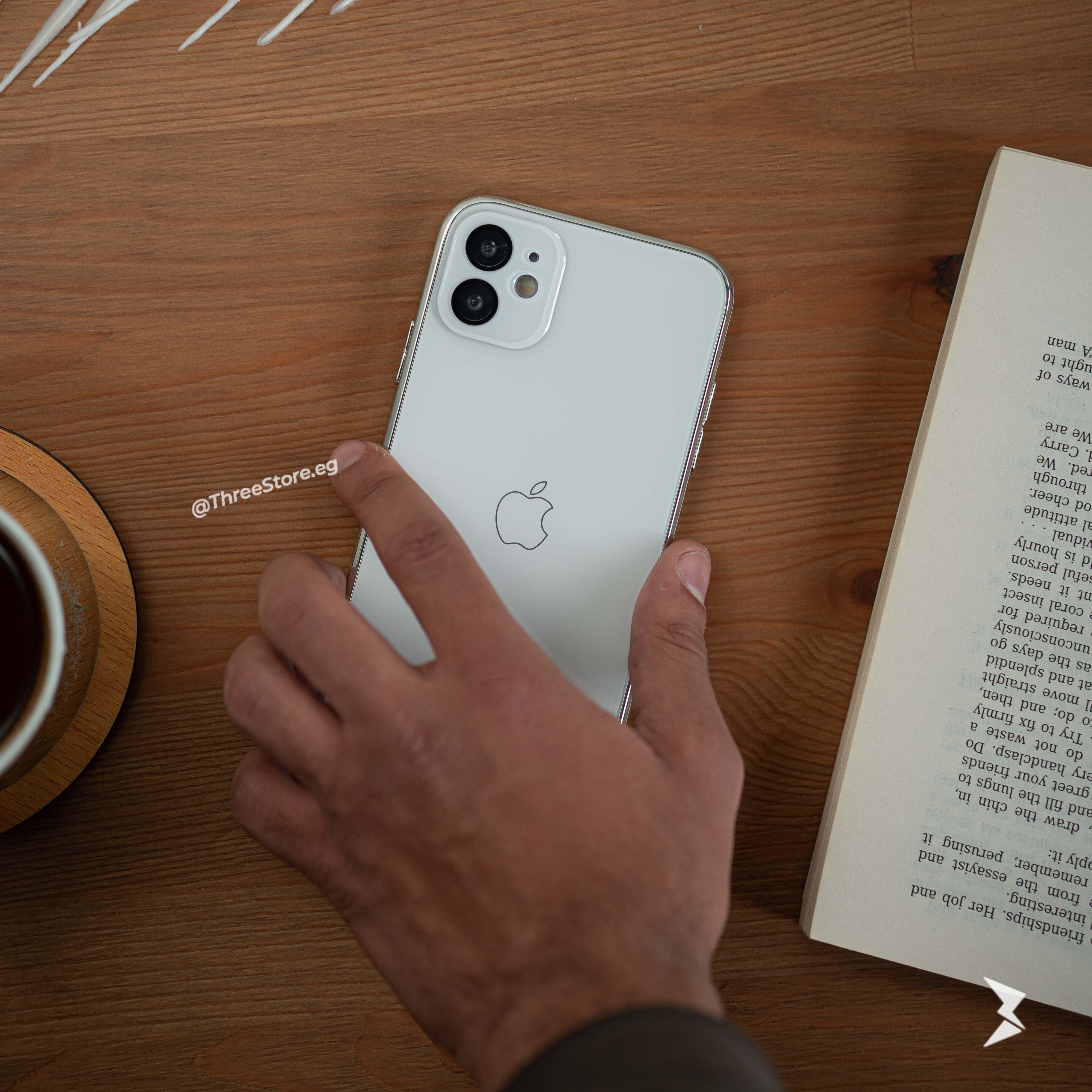 Astiya Basic Classy Tempered Glass Case iPhone 11 - Three