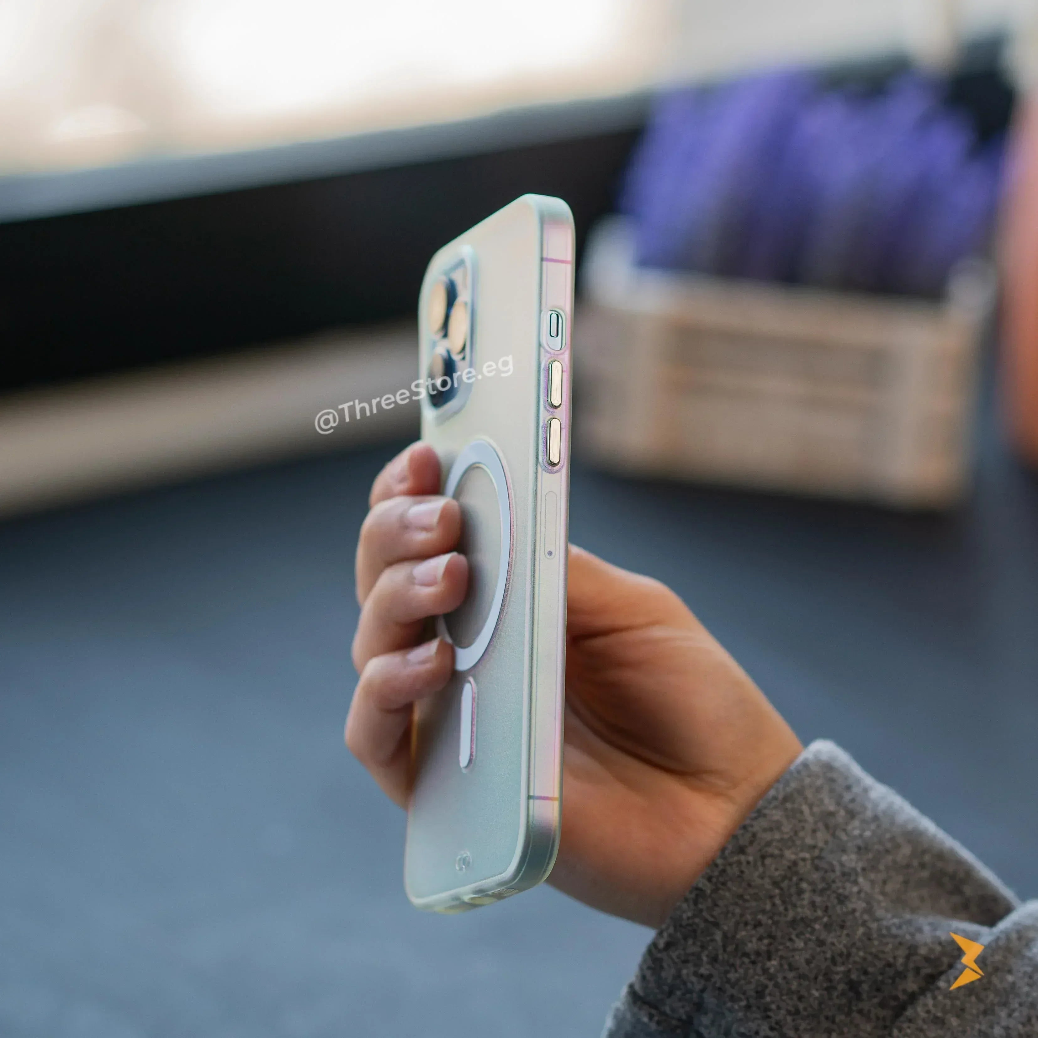 Gradient Transparent Case iPhone 14 Pro Max - Three