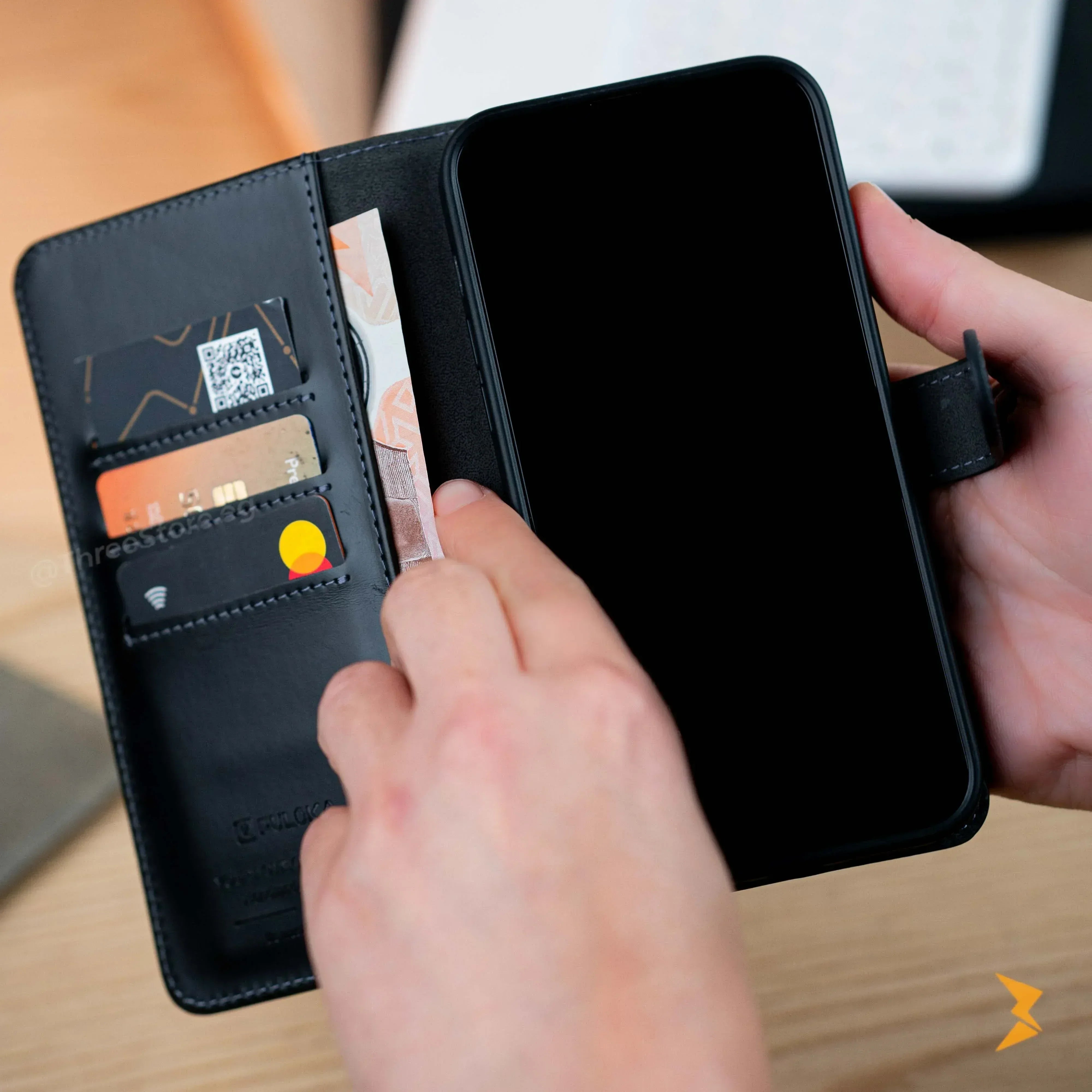 Puloka Wallet Case iPhone 14 Pro Max - Three