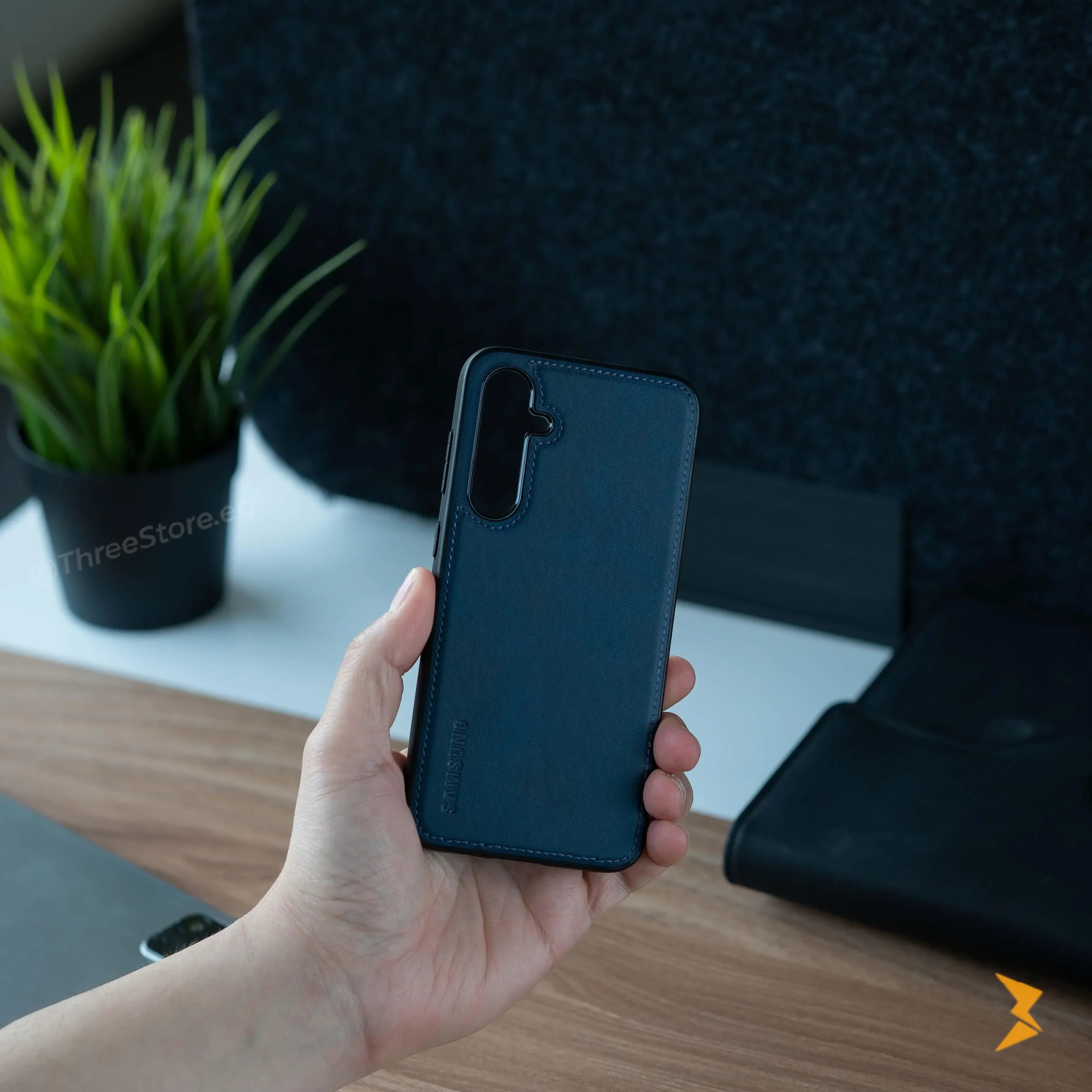 Cradle Leather Case Samsung A24 - Three