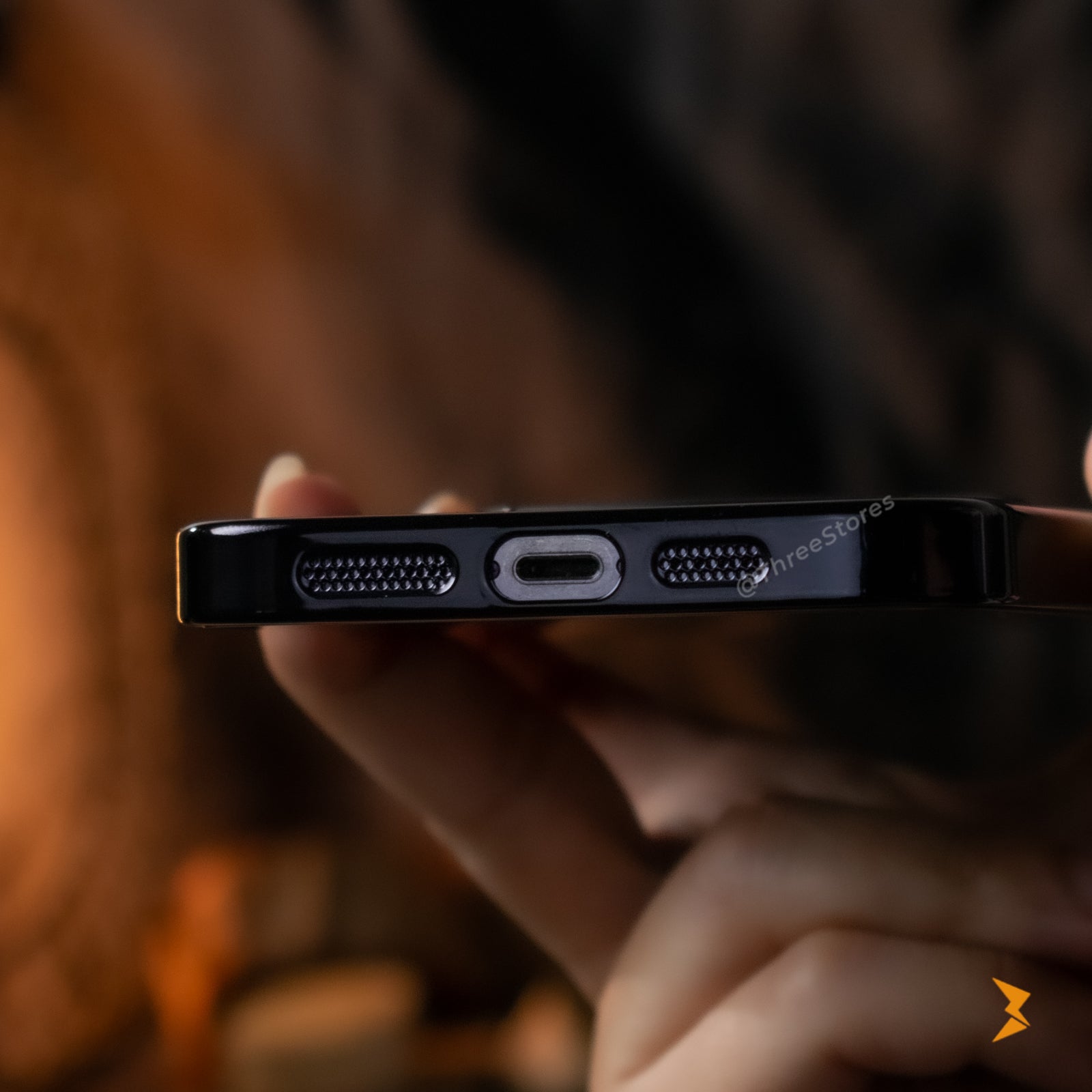 Limpid Stand Case iPhone 14 Pro Max