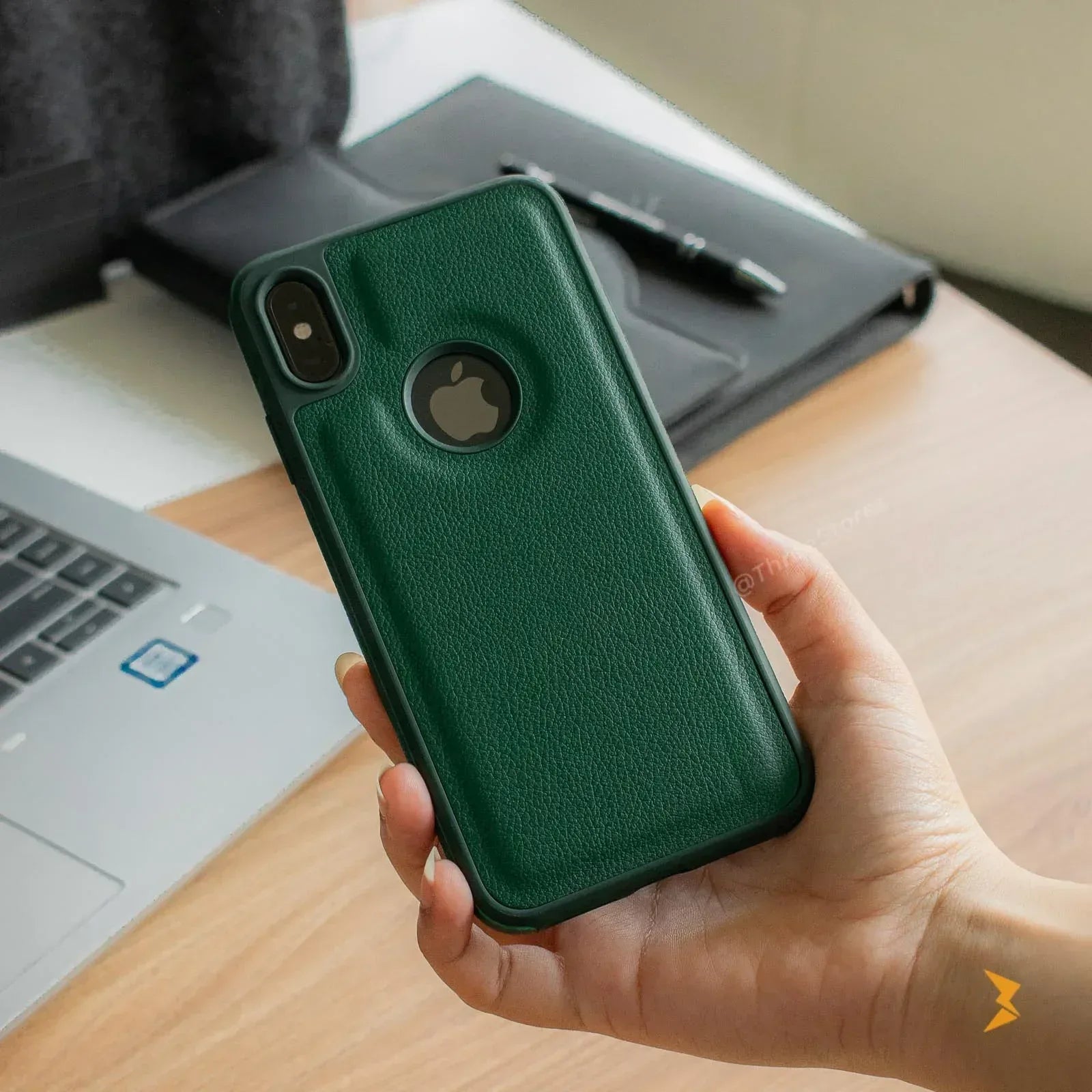Classic All Around Leather Case iPhone X Max - Three