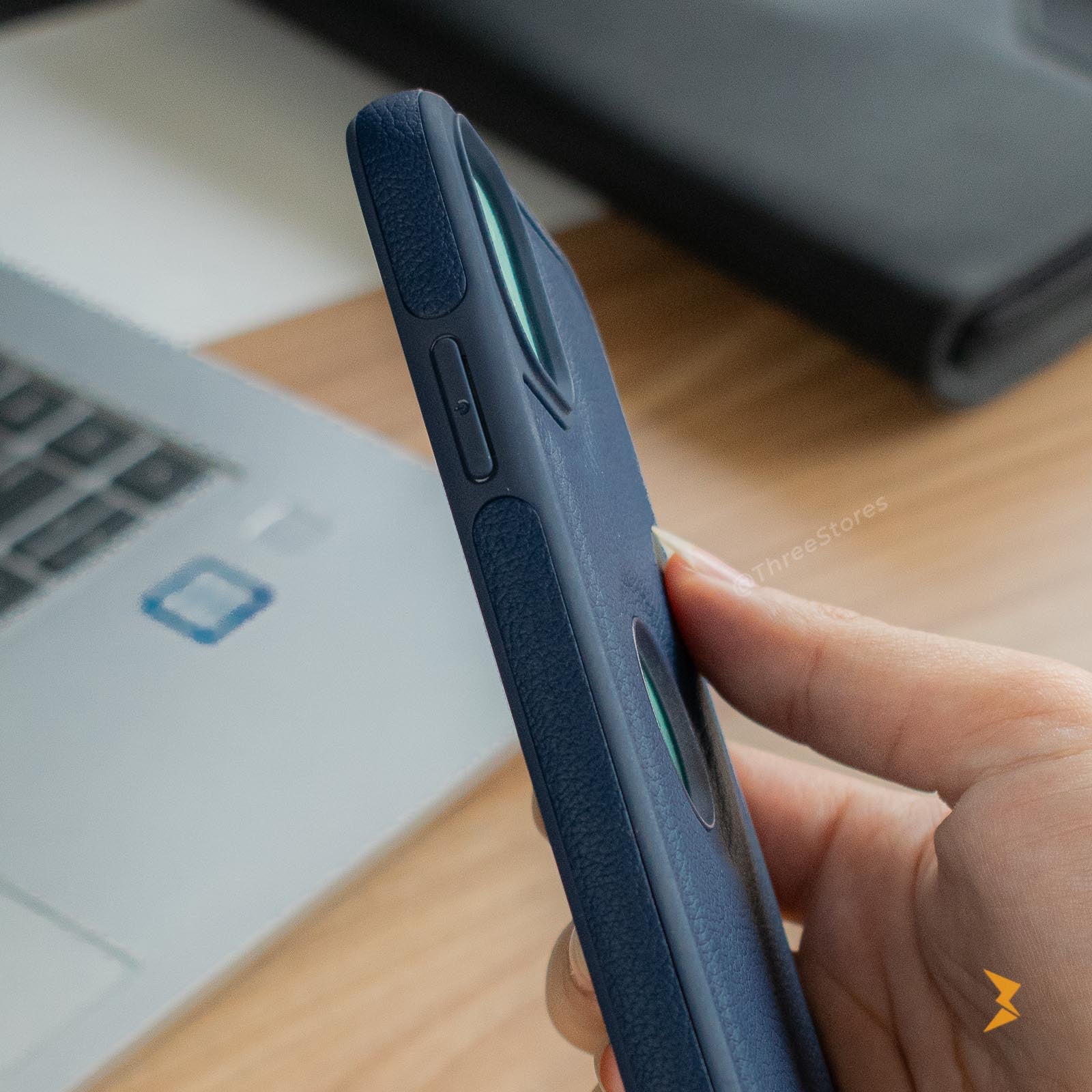 Classic All Around Leather Case iPhone 11