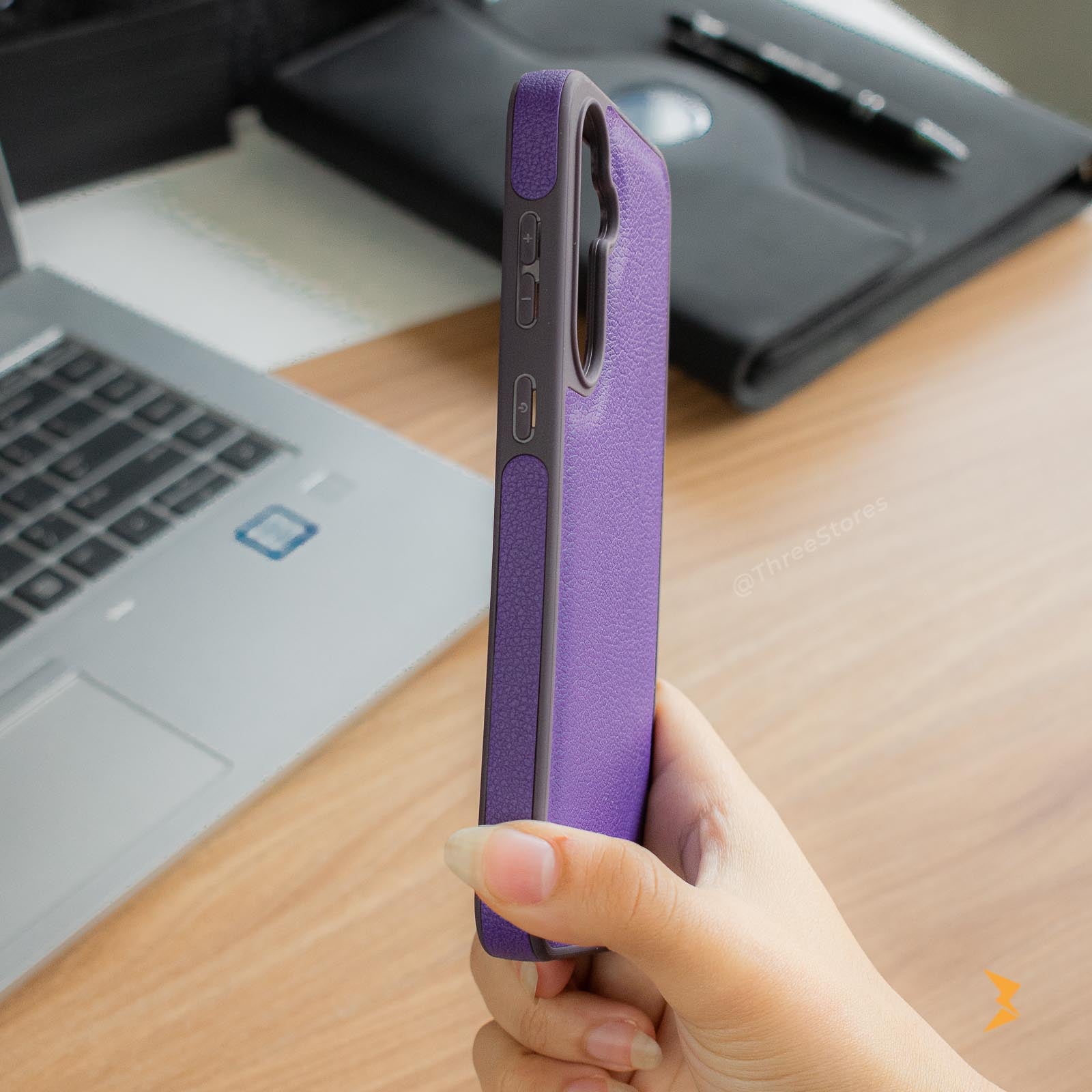 Classic All Around Leather Case Samsung S23 Fe