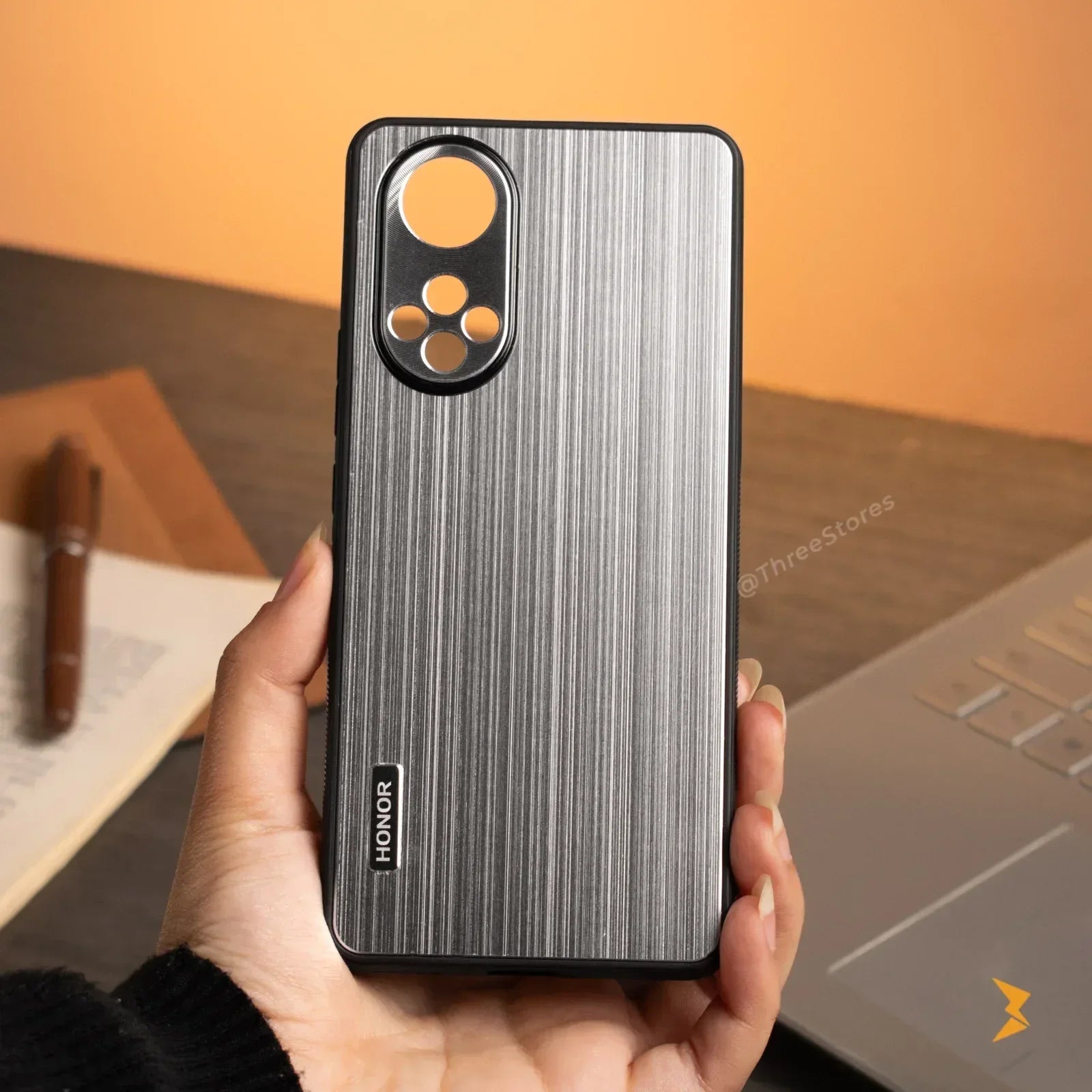 Binberli Metalic Case Honor 50 - Three