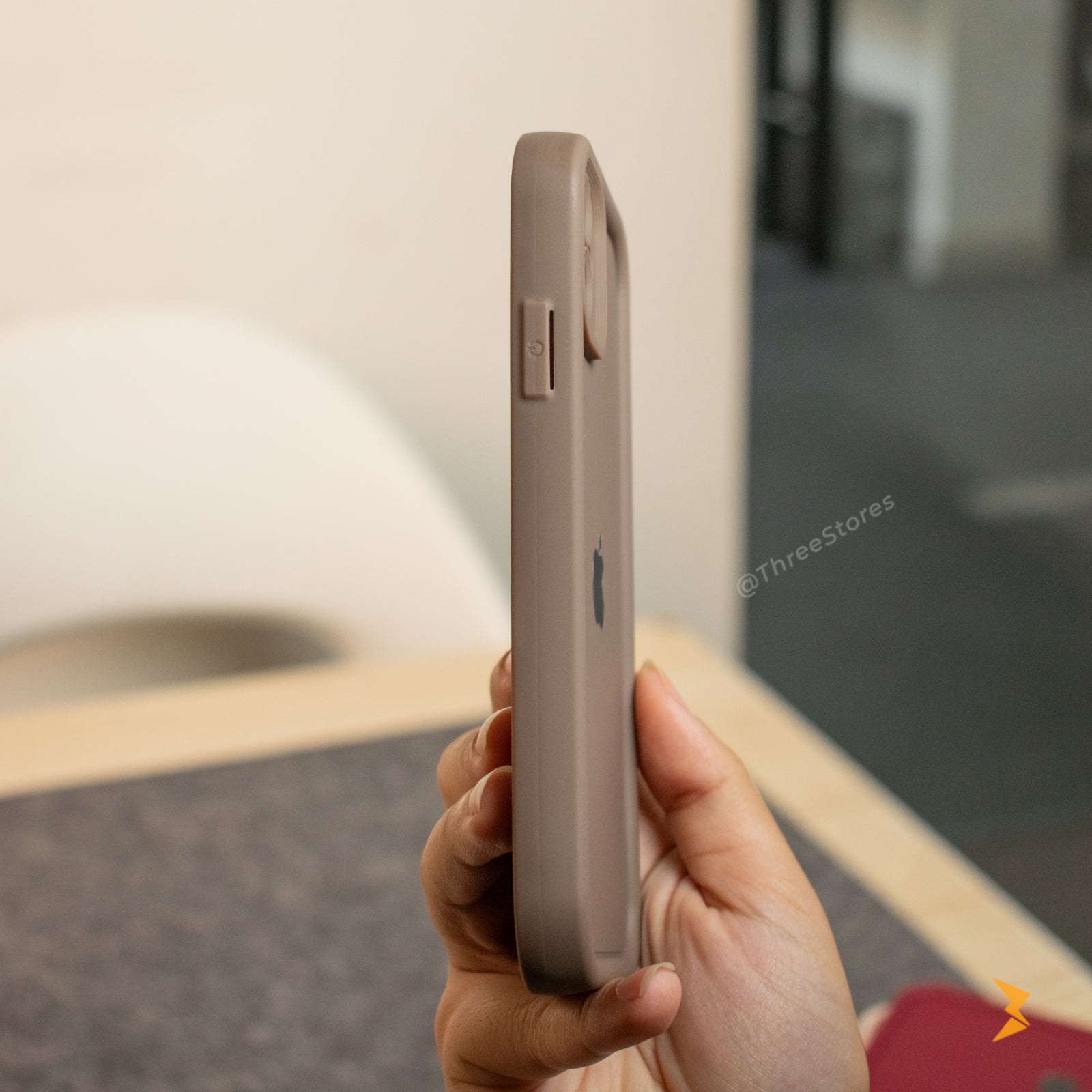 Raven Silicone Case iPhone 12