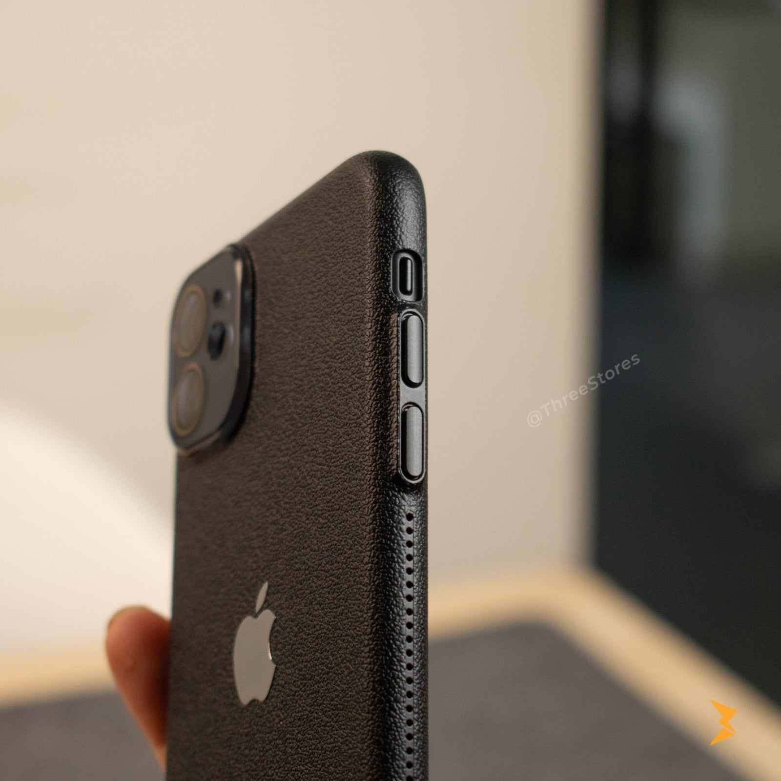 Temper Classic Case iPhone 11