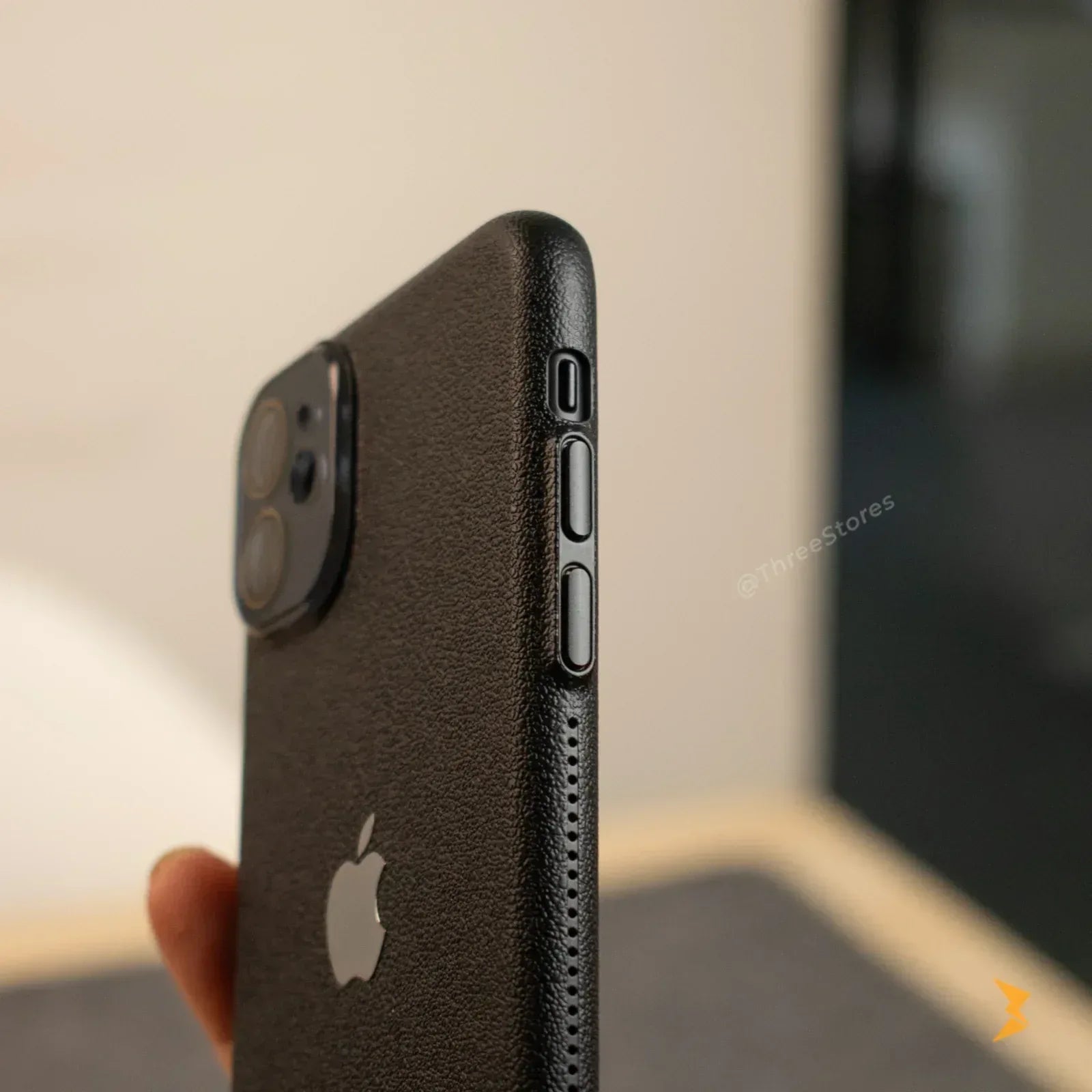 Temper Classic Case iPhone 11 - Three